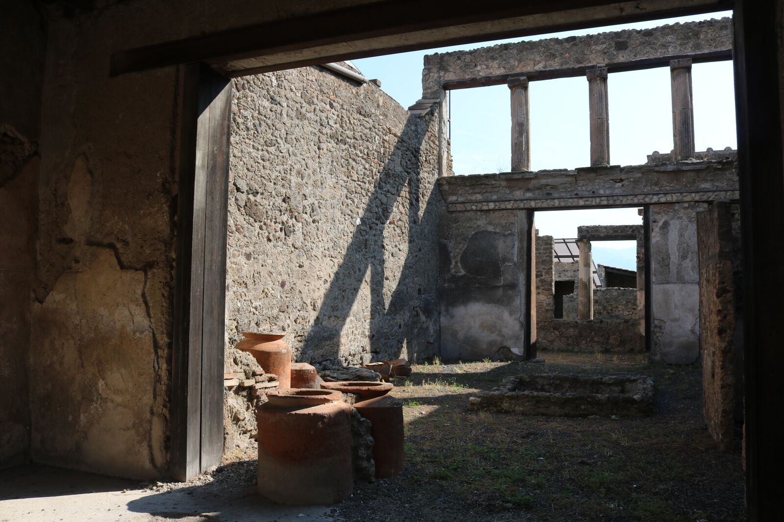 Canon EOS 750D (EOS Rebel T6i / EOS Kiss X8i) sample photo. Pompeii, ancient, italy photography
