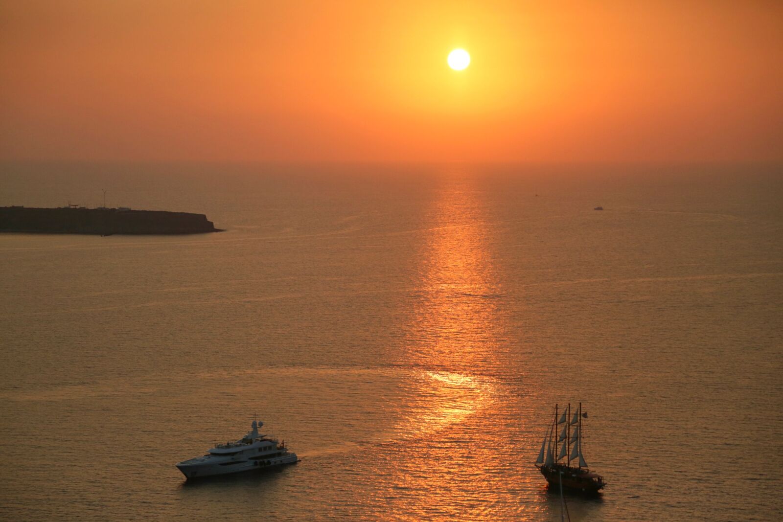 Canon EF 24-105mm F4L IS USM sample photo. Santorini, sunset, vacations photography