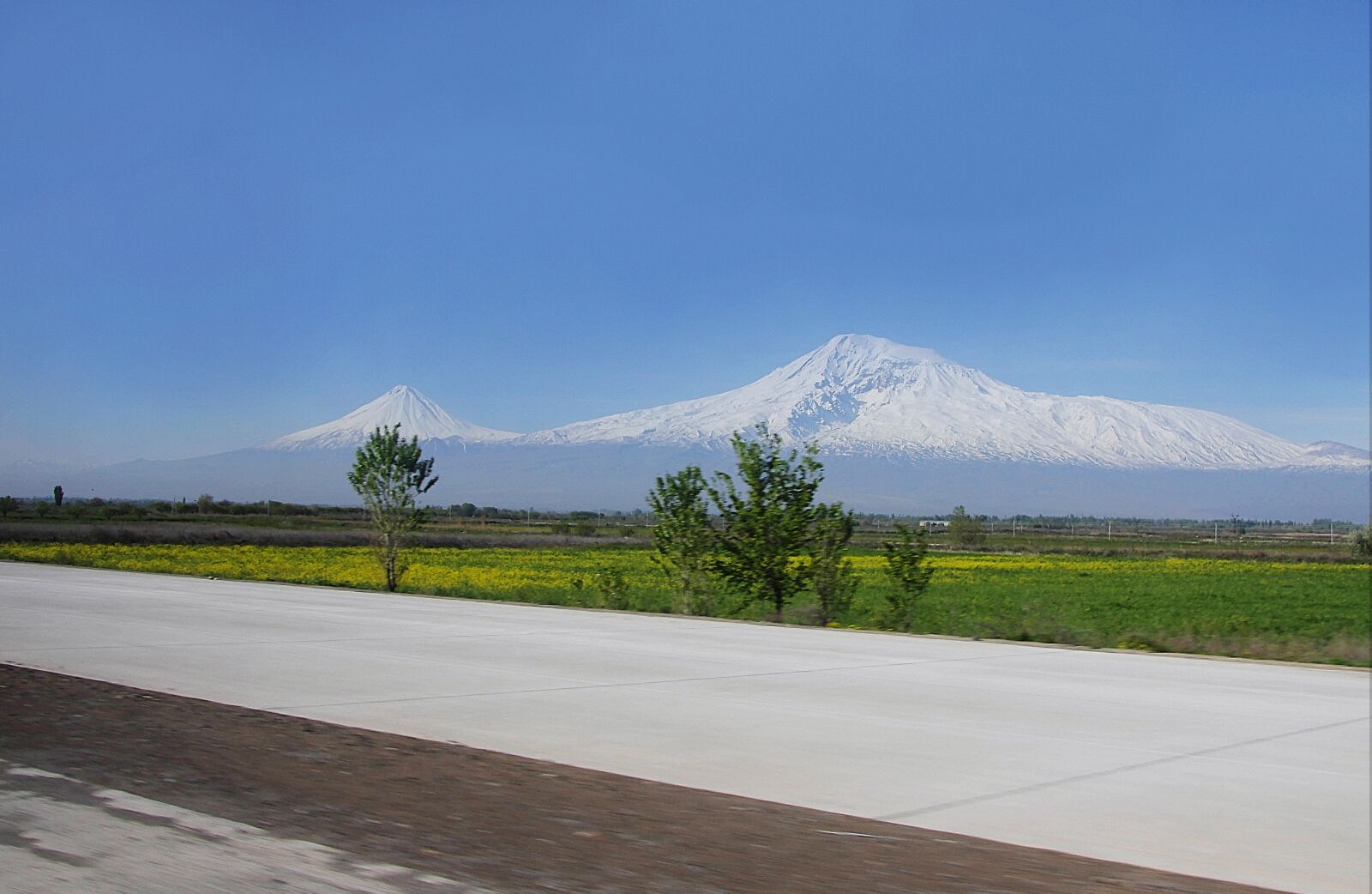 Canon EF-S 17-85mm F4-5.6 IS USM sample photo. Armenia, sky, nature photography