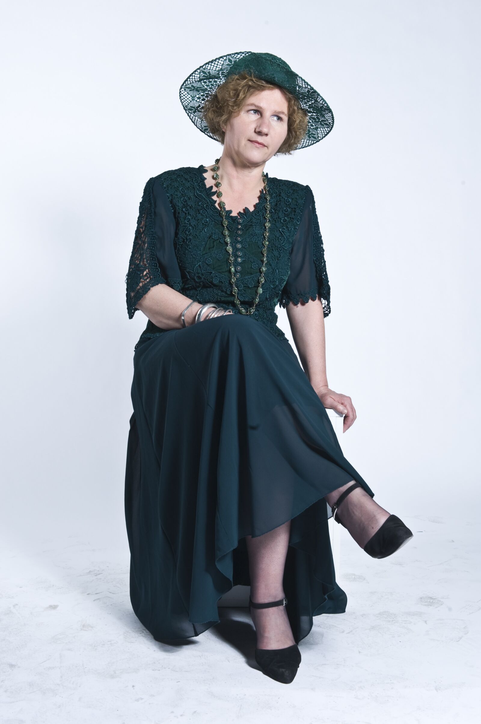 Nikon D700 sample photo. Woman, retro, style photography