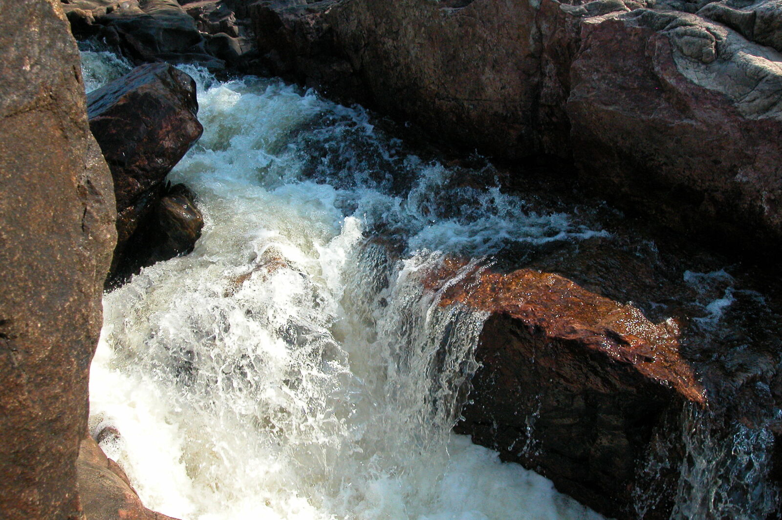 Nikon E5000 sample photo. Northern, ontario, rapids, river photography