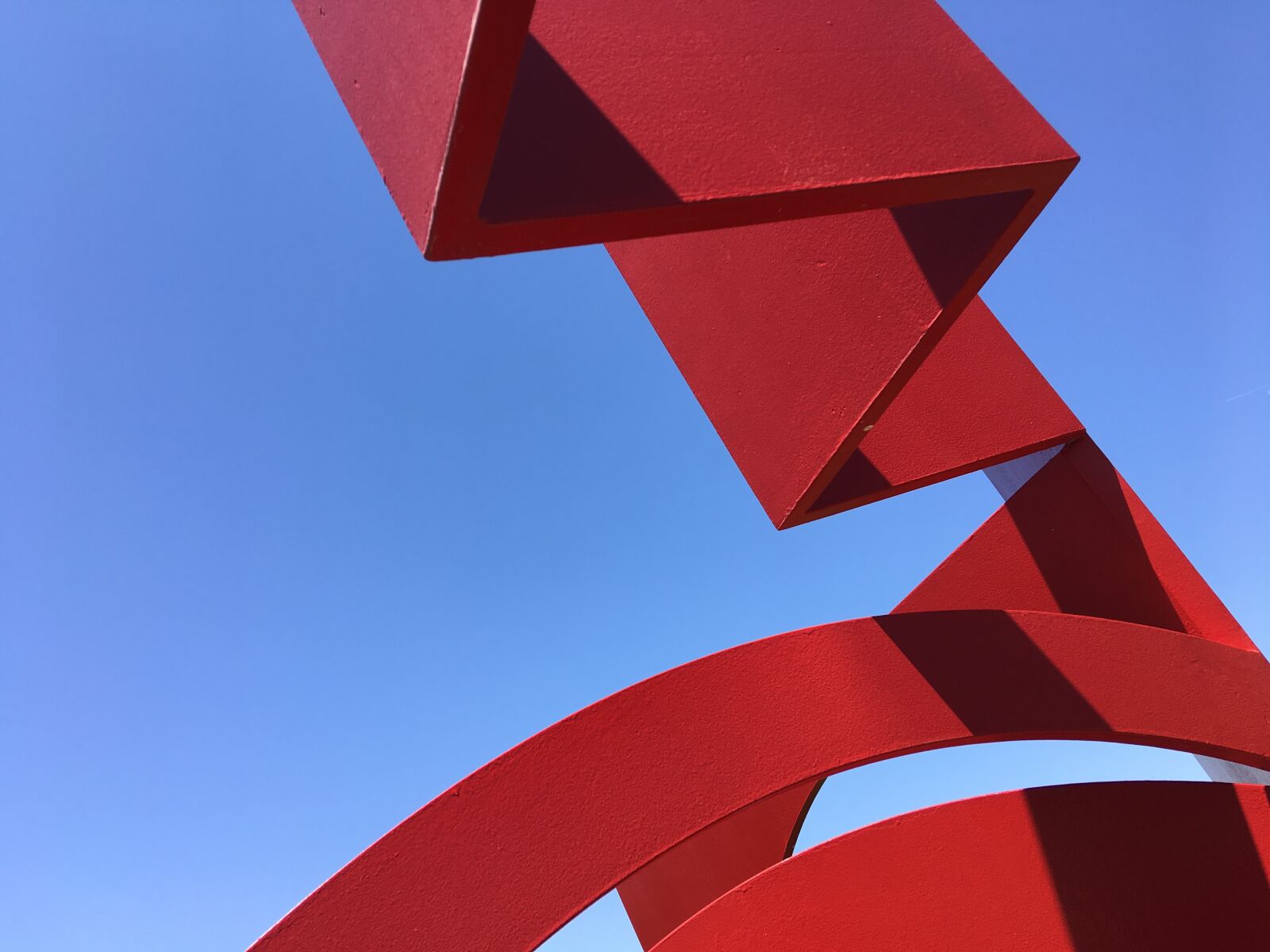 Apple iPhone 6s Plus sample photo. Sculpture, red, blue photography