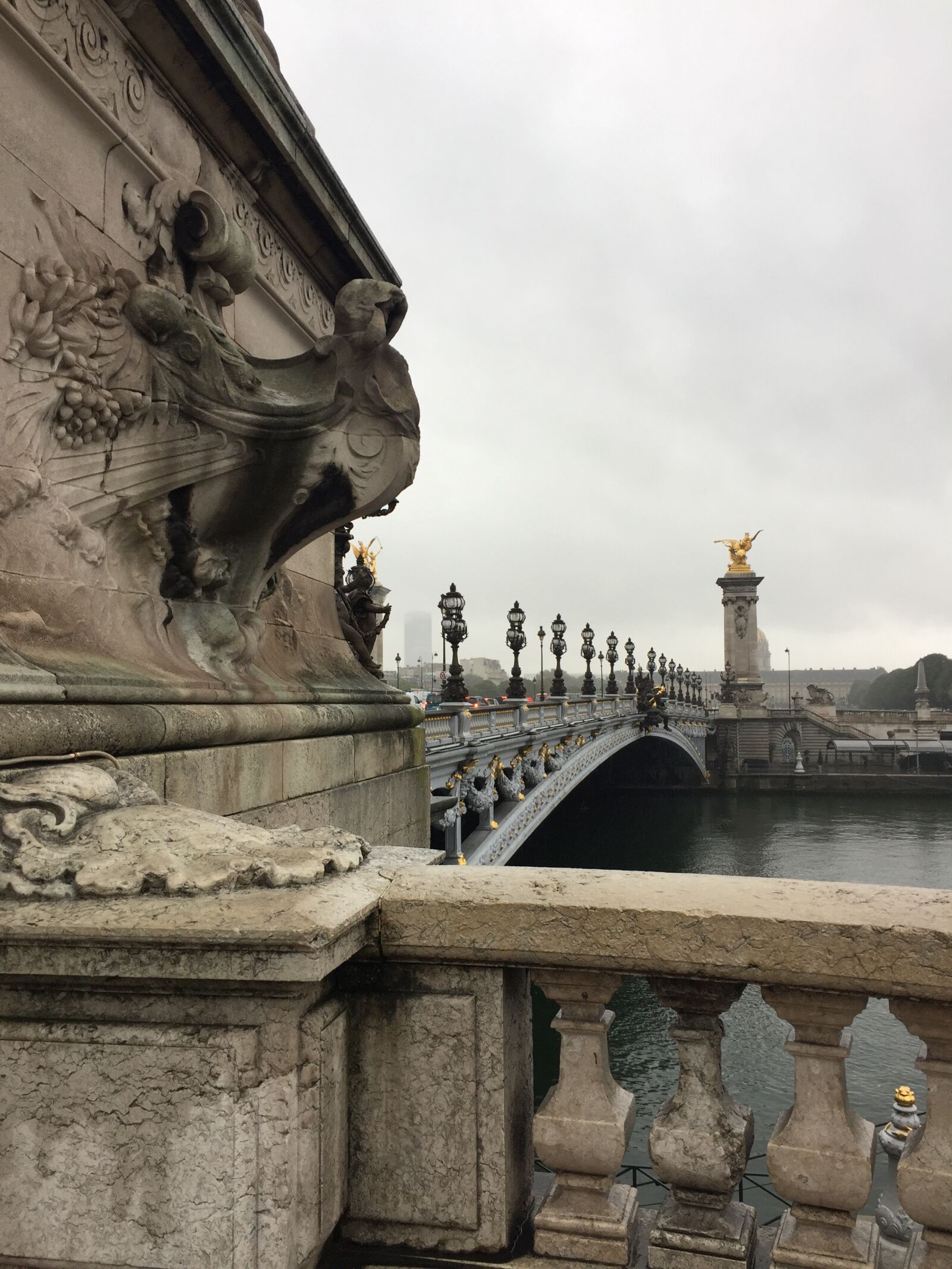 iPhone 6 back camera 4.15mm f/2.2 sample photo. Sky, clouds, paris photography