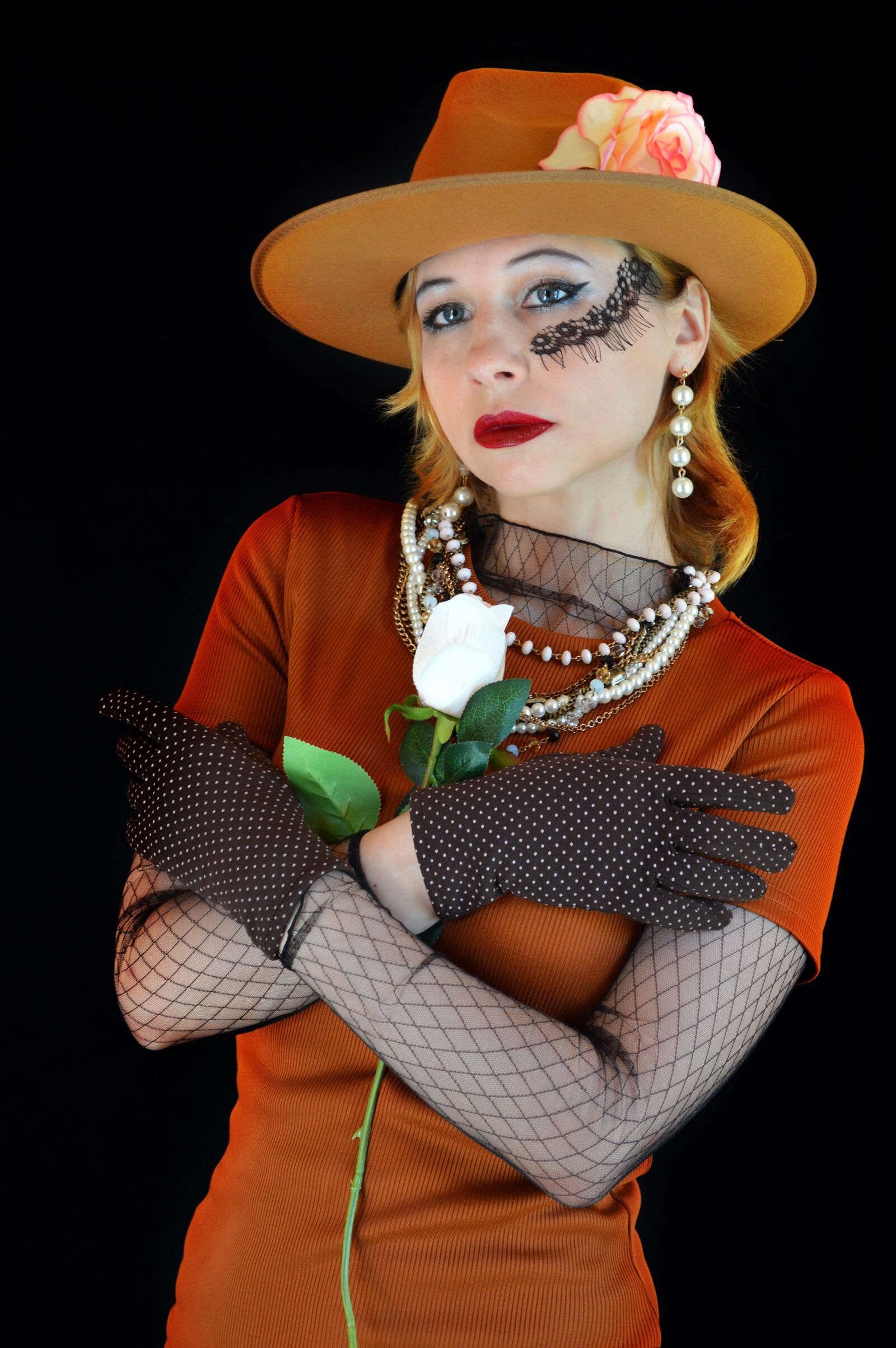 Nikon D3200 sample photo. Retro, woman, hat photography