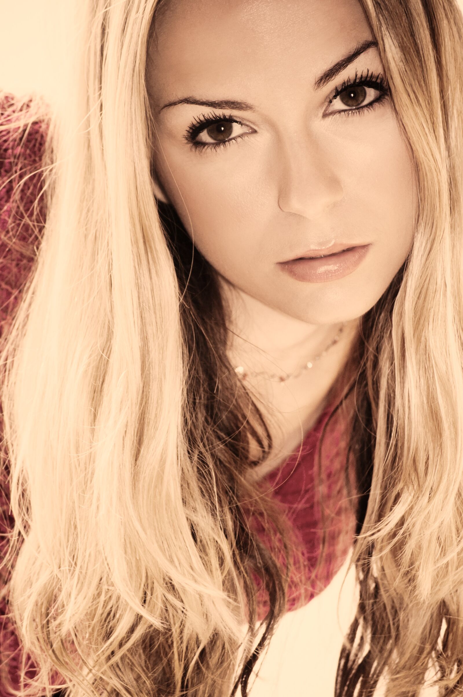 Nikon D5000 sample photo. Pretty, girl, woman photography