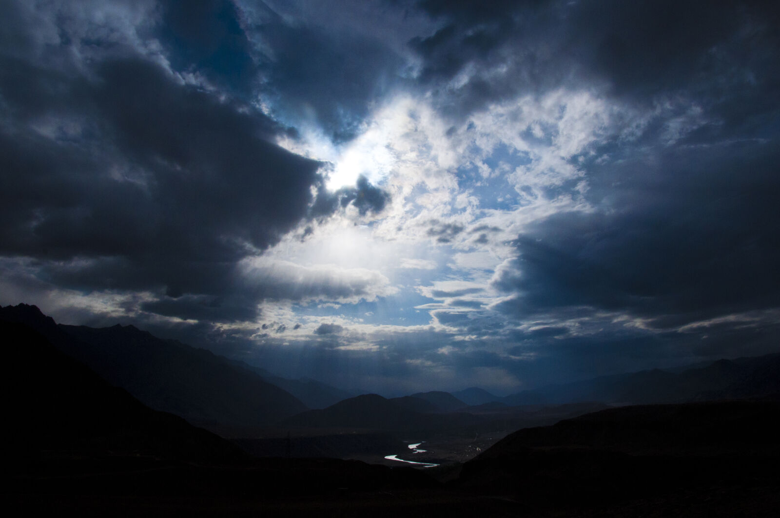 Nikon D90 sample photo. Clouds, india, mountains, river photography