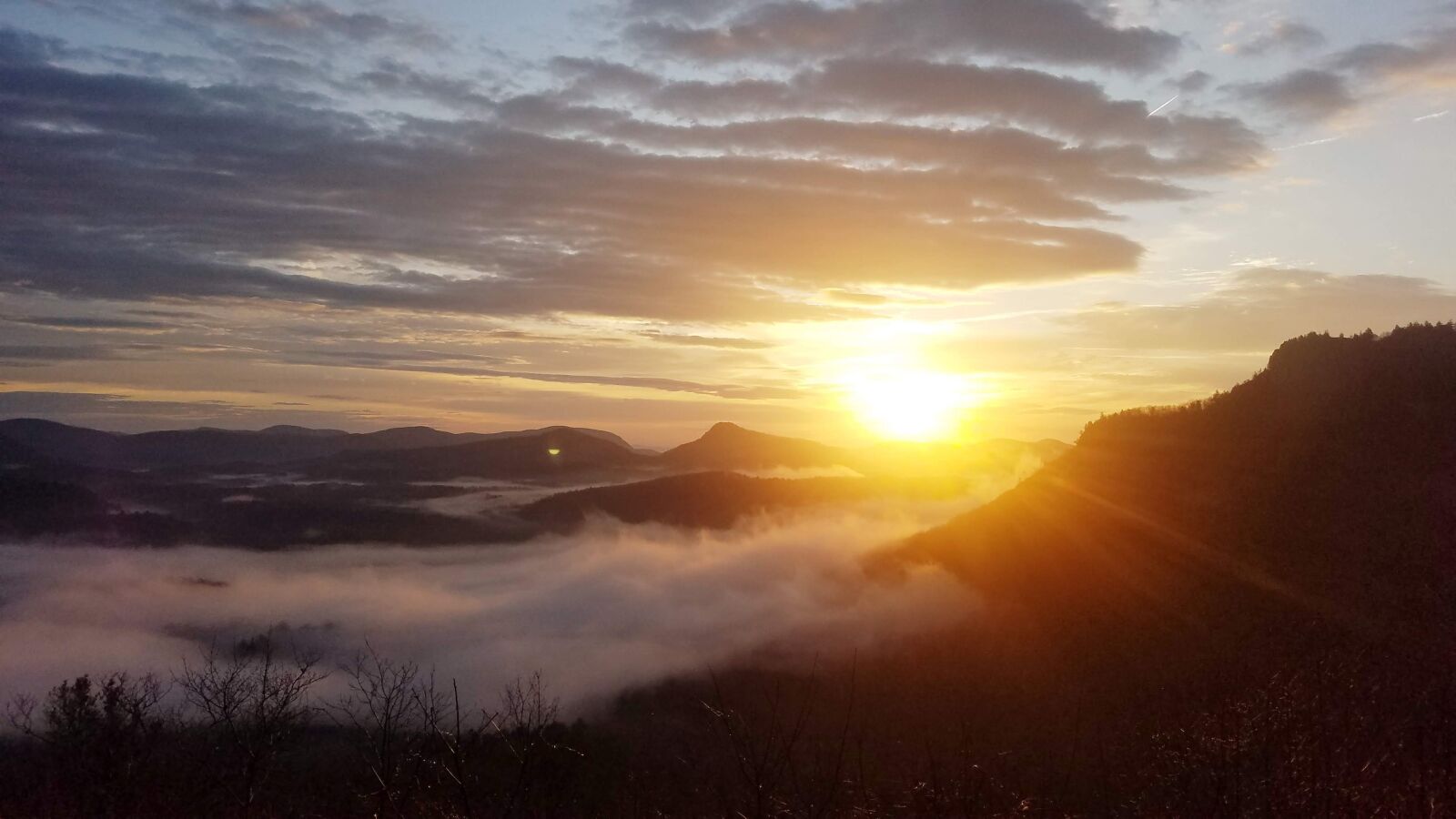 Samsung Galaxy S7 sample photo. Mountains, smoky mountains, sunrise photography