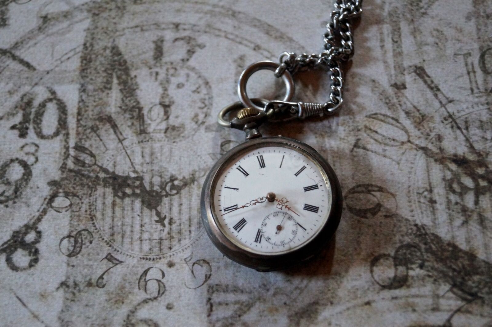 Sony SLT-A58 sample photo. Clock, time, time of photography