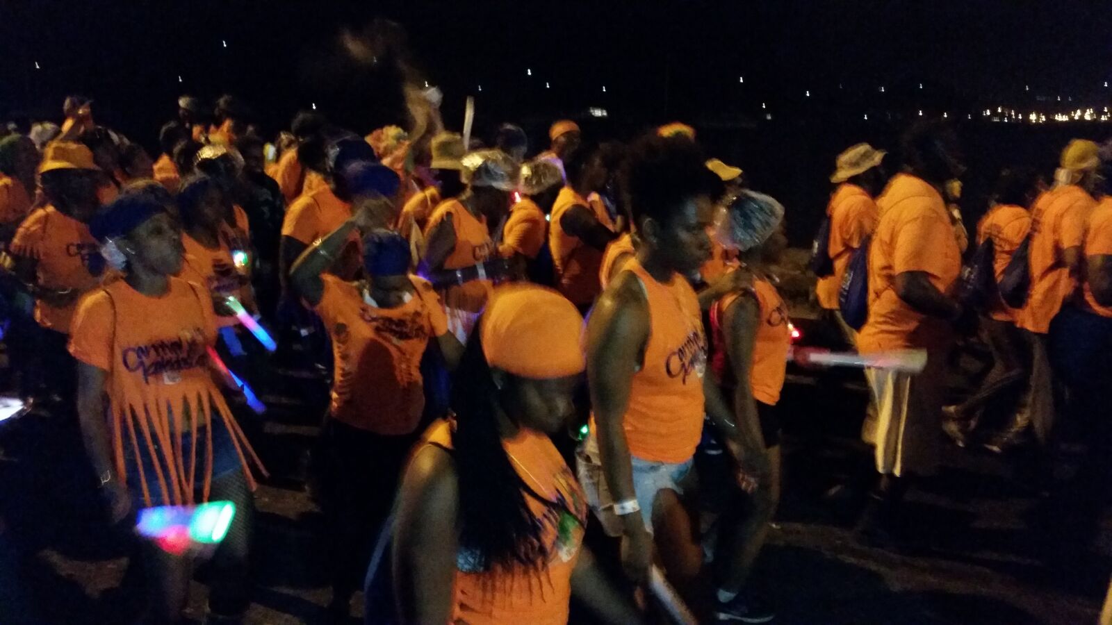 Samsung Galaxy S5 sample photo. Carnival, jouvay, people photography