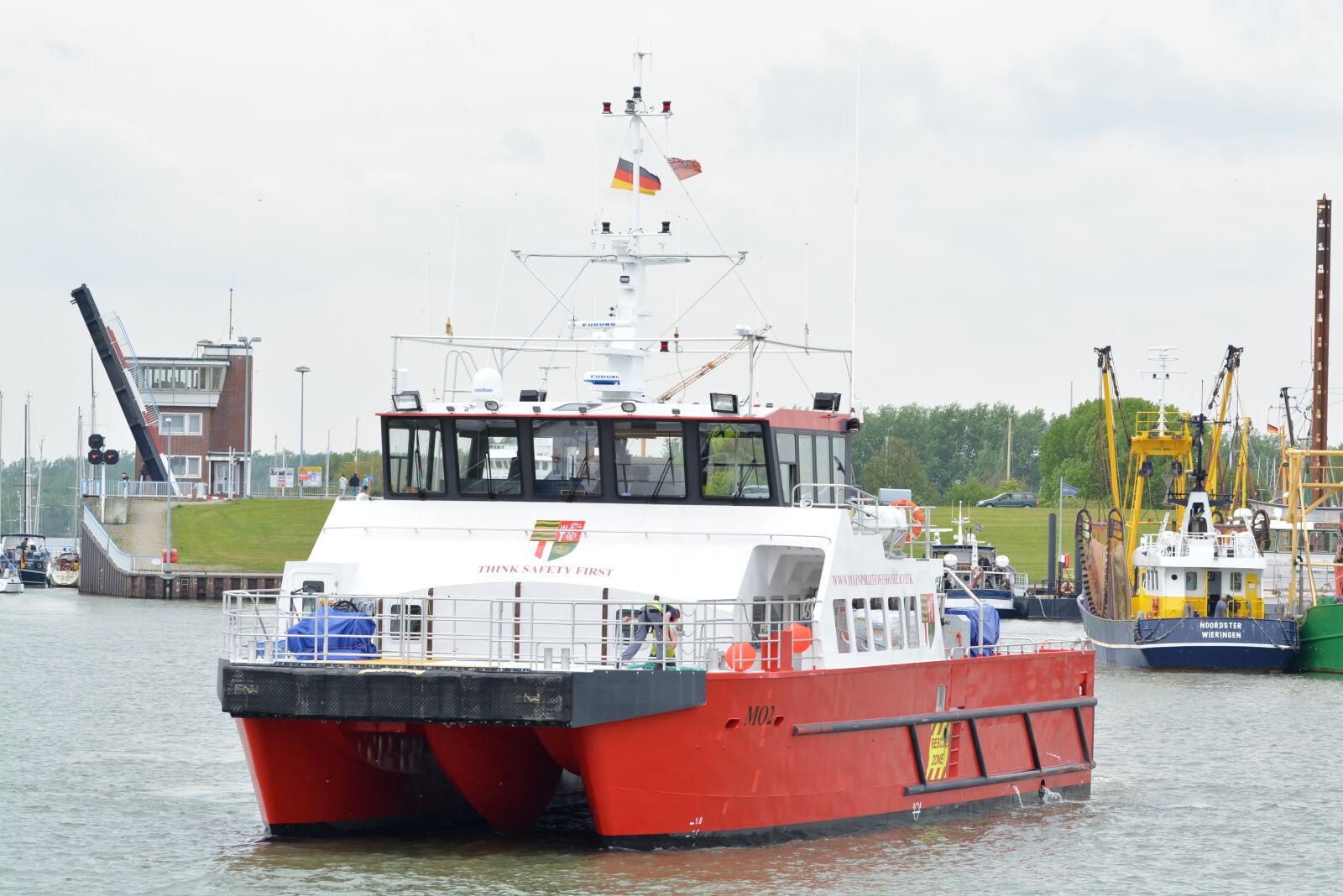 Nikon D5200 sample photo. Rescue, ship, rescue ship photography