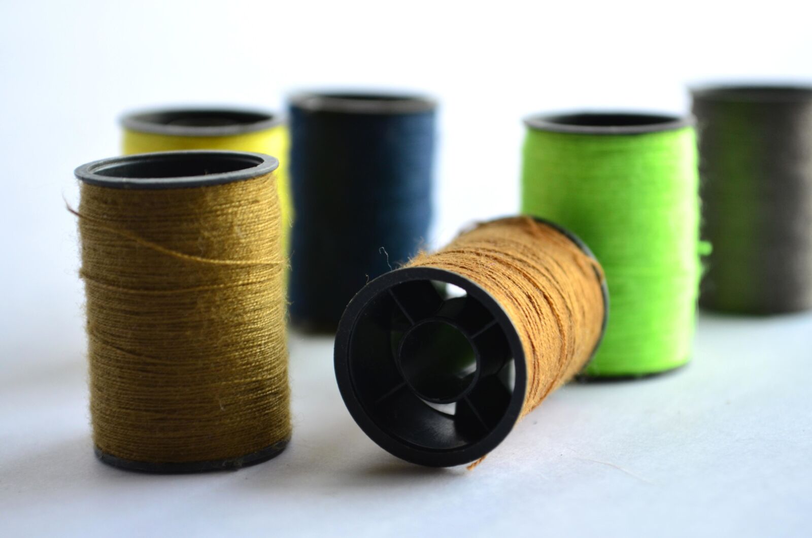 Nikon D5100 sample photo. Sewing thread, object, platic photography