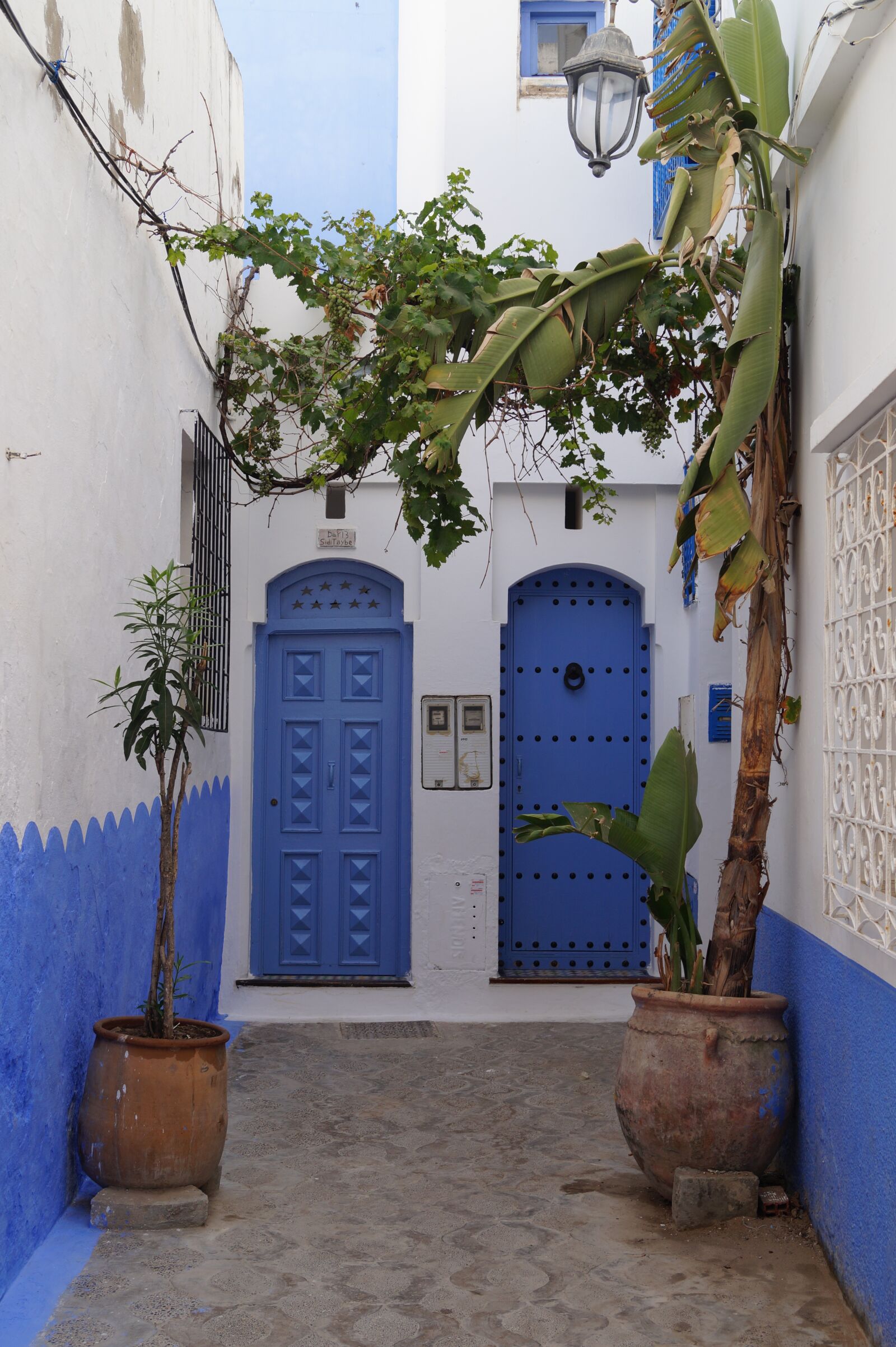 Sony DT 18-55mm F3.5-5.6 SAM II sample photo. Blue, morocco, chefchaouen photography