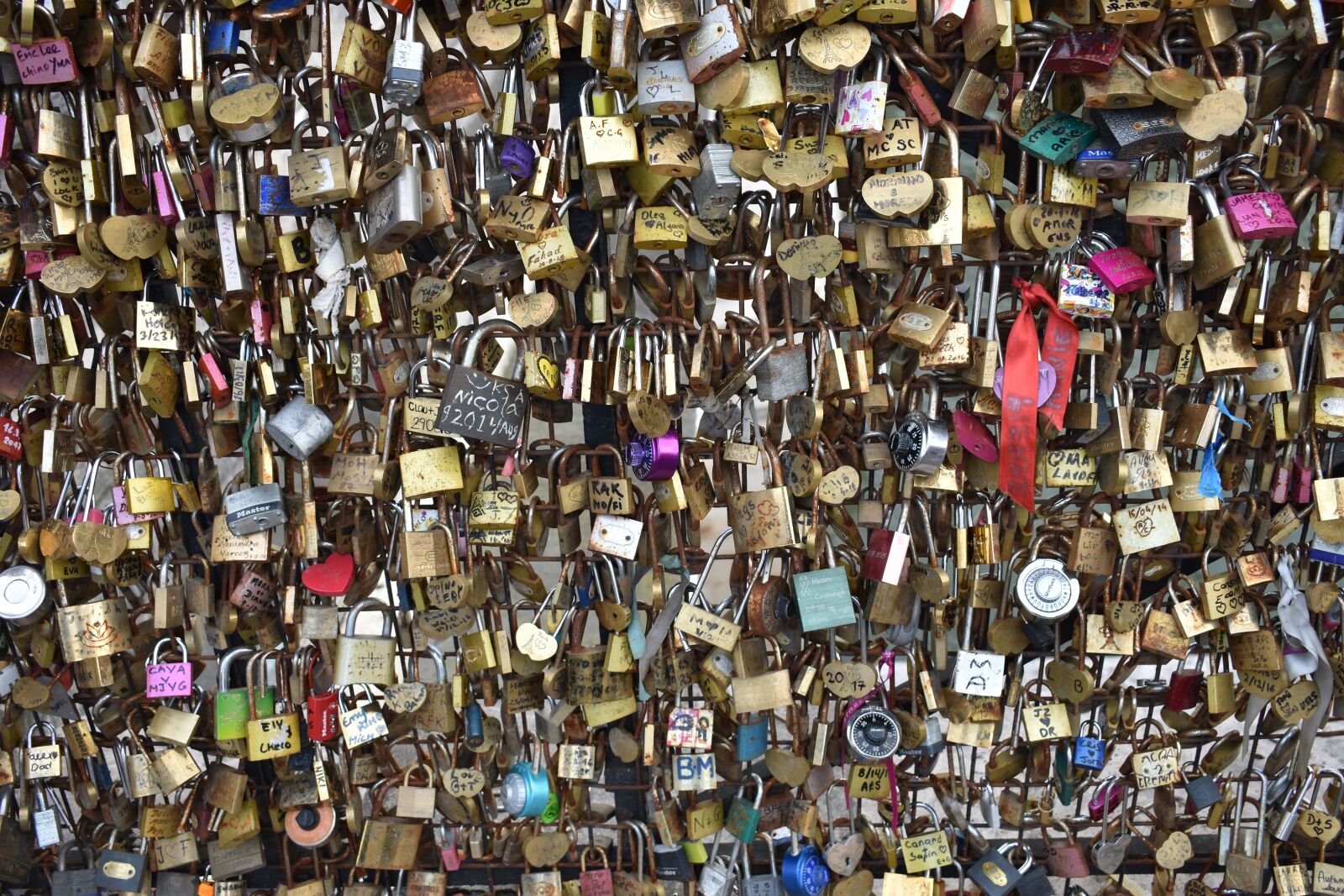 Nikon D3400 sample photo. Locks, love, paris photography