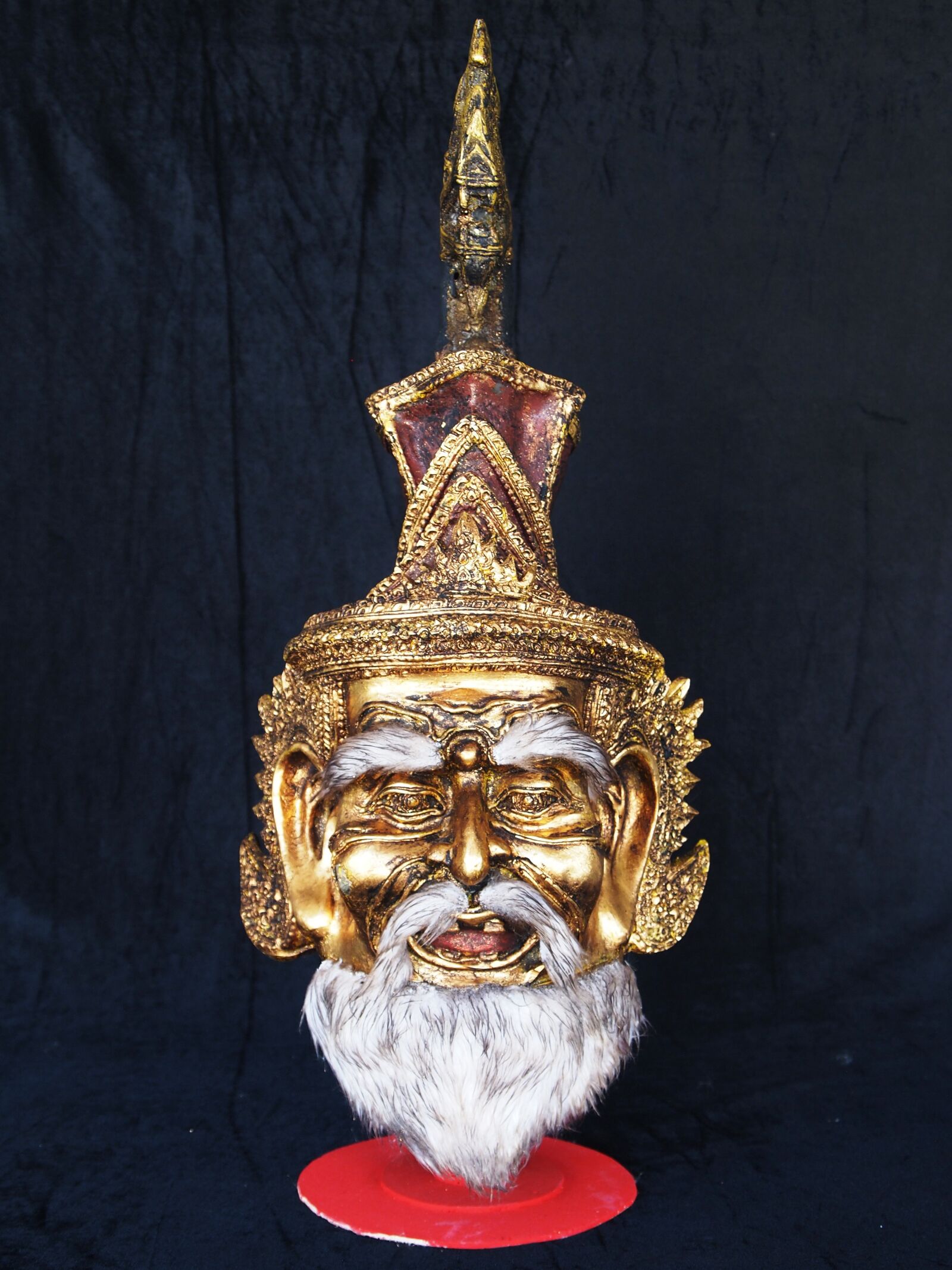Olympus PEN E-PL1 sample photo. Naga, mask, thai photography