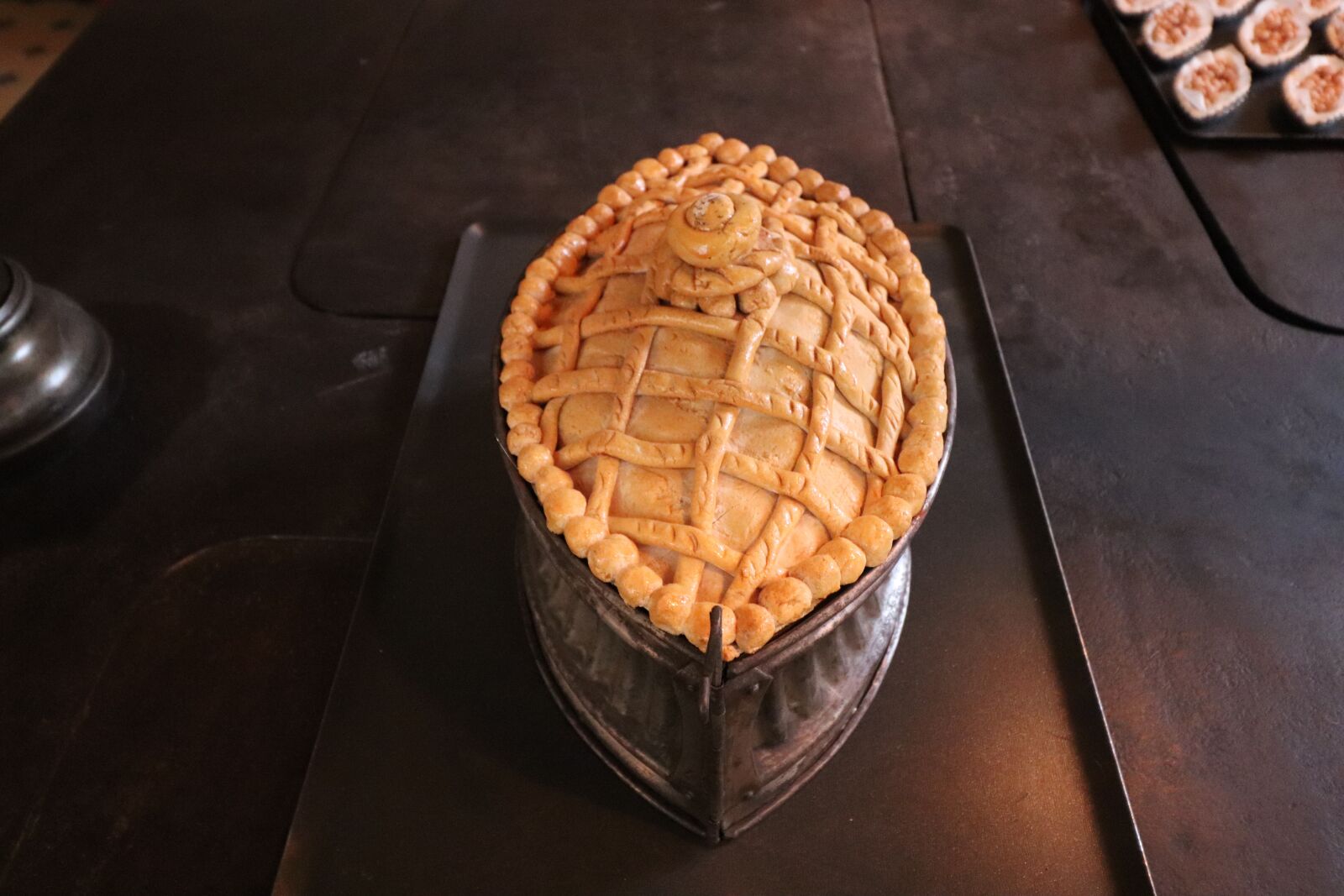 Canon EOS 800D (EOS Rebel T7i / EOS Kiss X9i) sample photo. Pastry, cake, biscuit photography