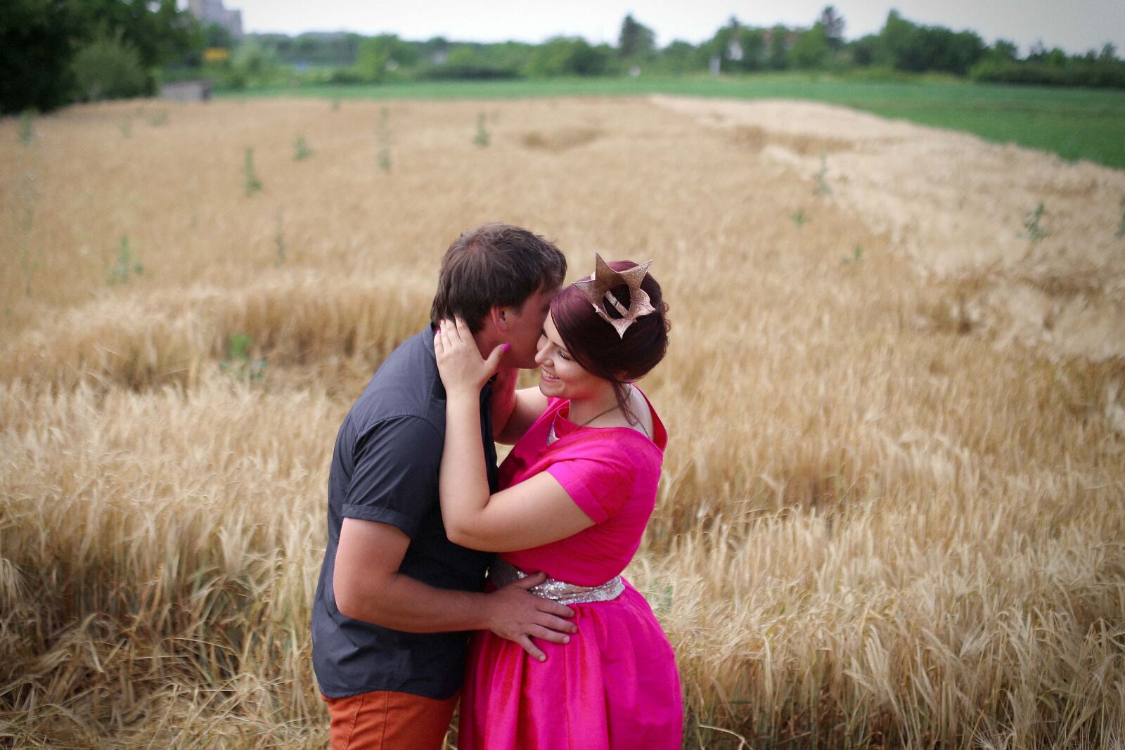 Canon EOS 6D + Canon EF 50mm F1.4 USM sample photo. Girlfriend, love, boyfriend, hug photography