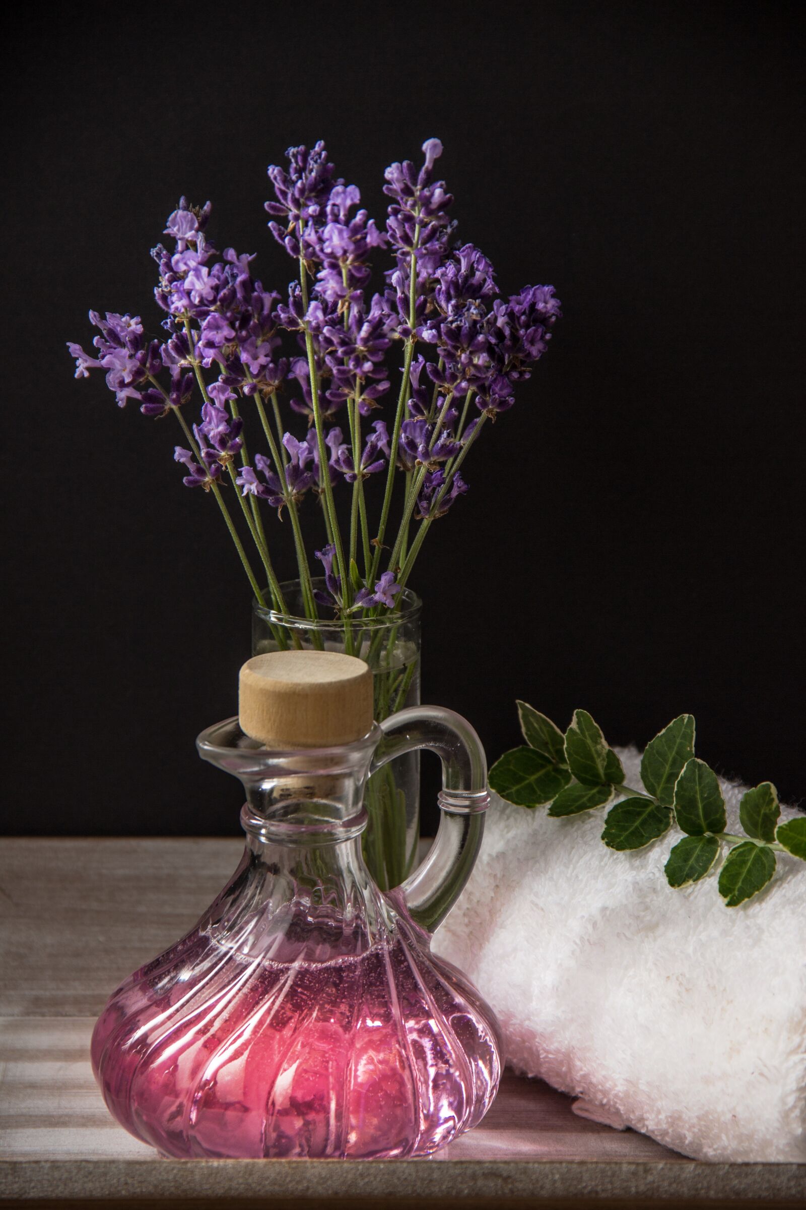 Canon EOS 600D (Rebel EOS T3i / EOS Kiss X5) sample photo. Wellness, carafe, purple photography