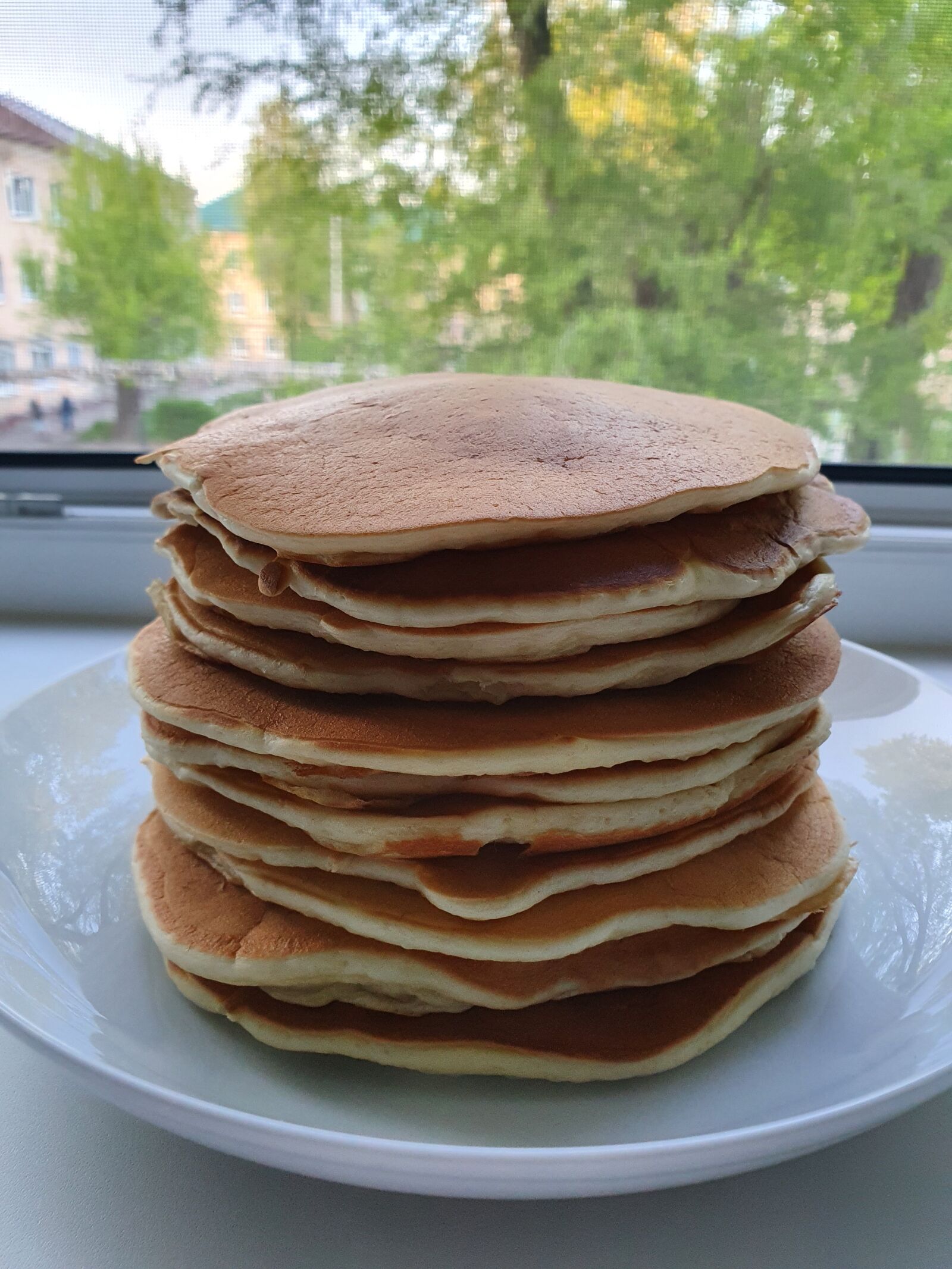 Samsung Galaxy S10 sample photo. Damn, pancakes, oil photography