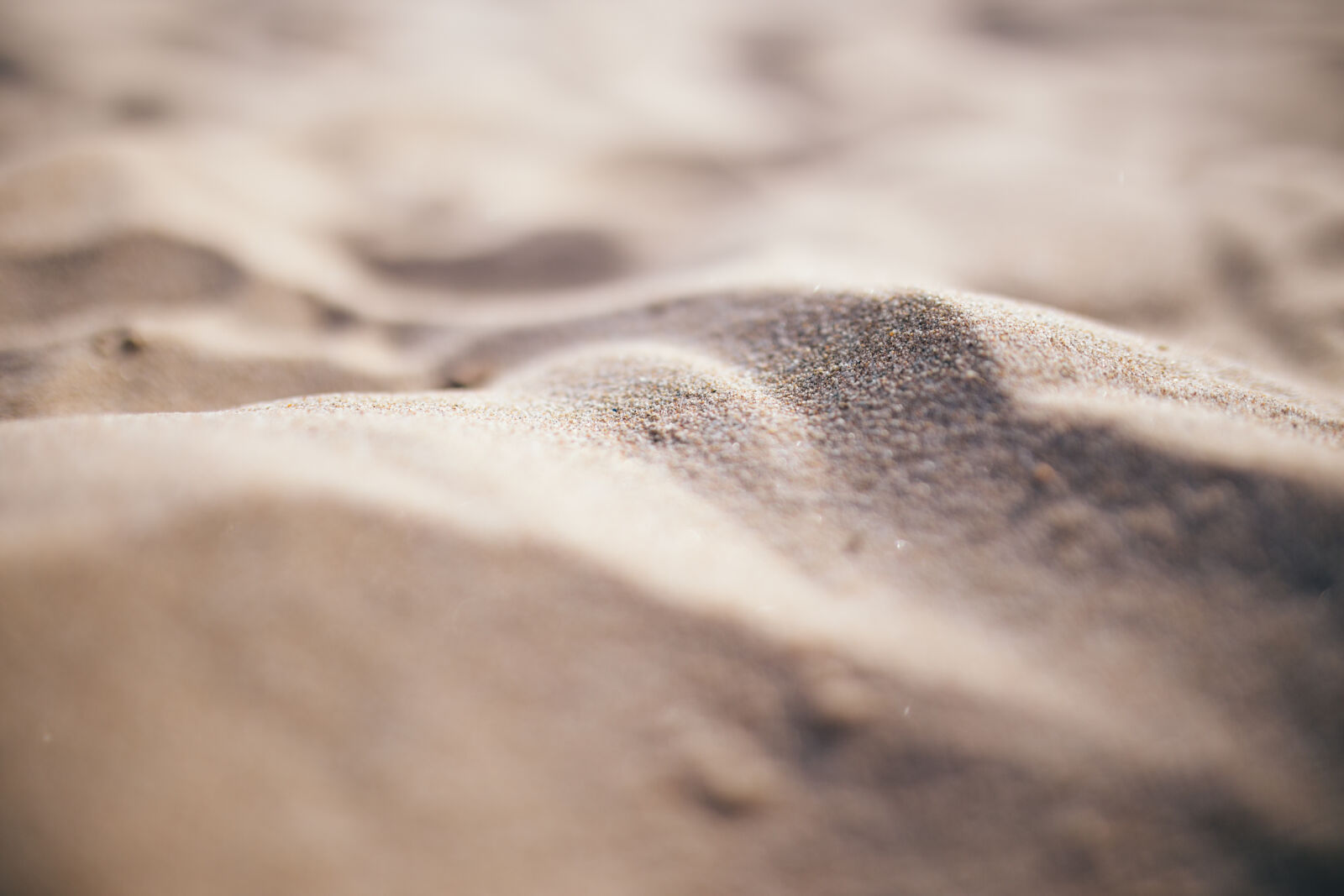 Canon EOS 6D + Sigma 35mm F1.4 DG HSM Art sample photo. Beach, sand, summer, dunes photography