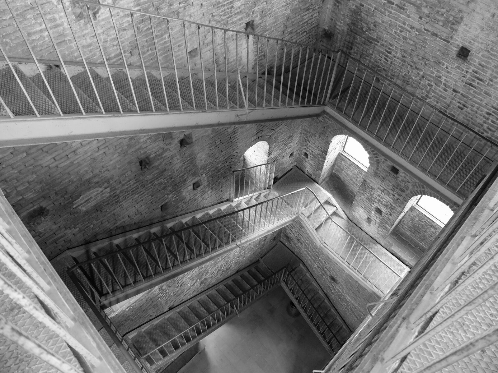 Fujifilm X30 sample photo. Stairs old, tower, torre photography