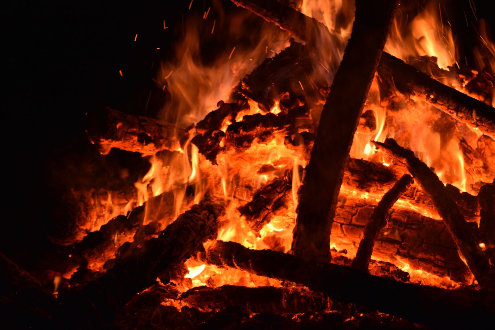 Nikon D3300 sample photo. Fire, flames, firewood photography
