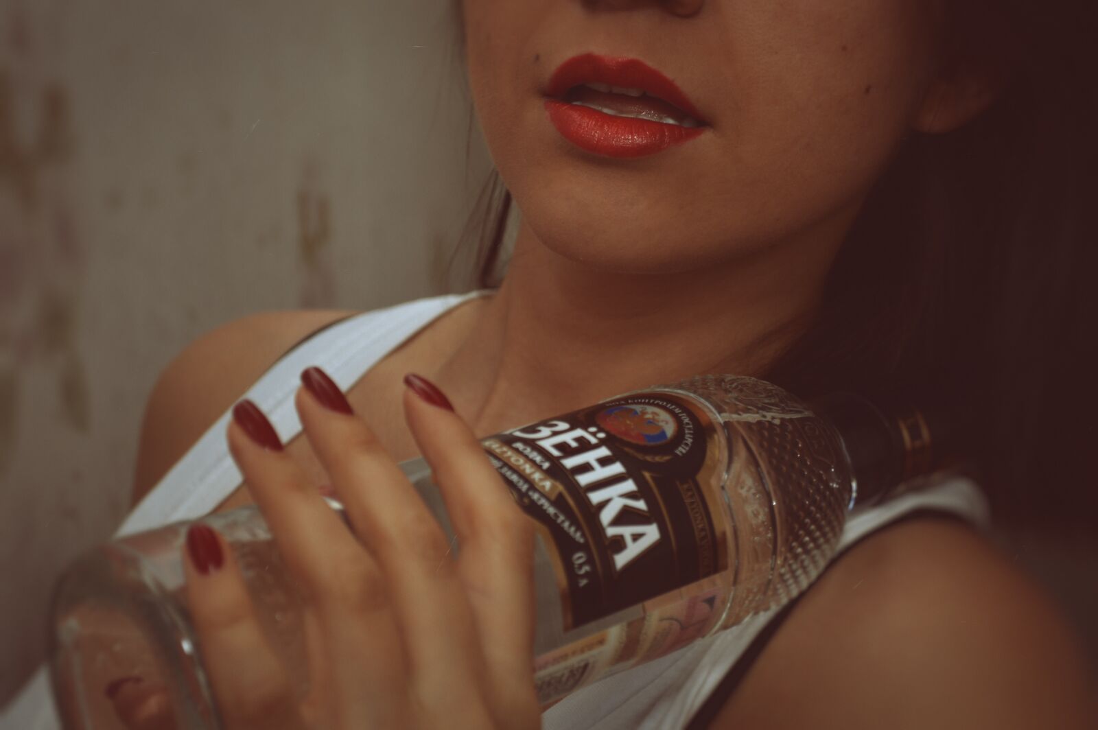 Nikon D3200 sample photo. Girl, vodka kazenka, lips photography