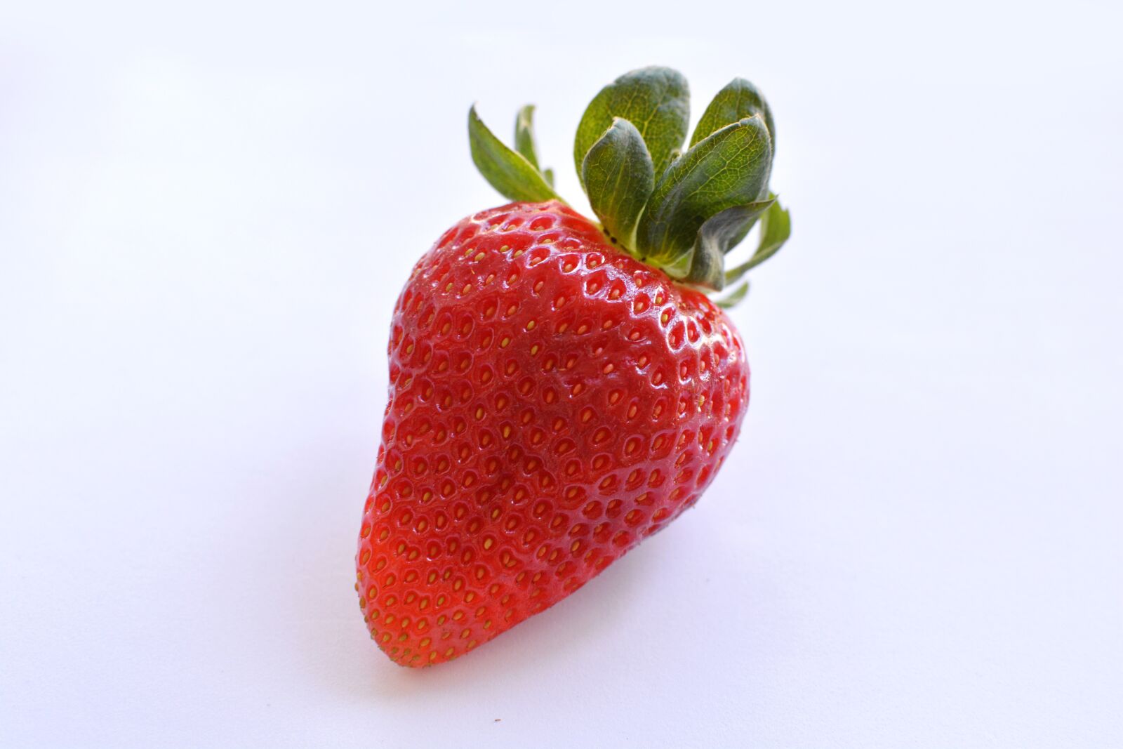 Nikon D5200 sample photo. Strawberry, red, fruit photography
