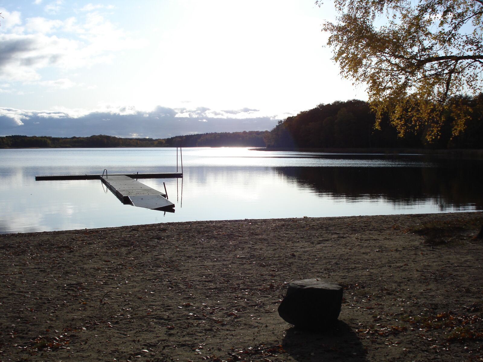 Sony DSC-W55 sample photo. Sweden, badesee, autumn photography