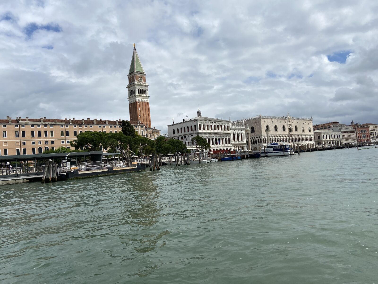Apple iPhone 11 sample photo. Venice, skyline, markus tower photography