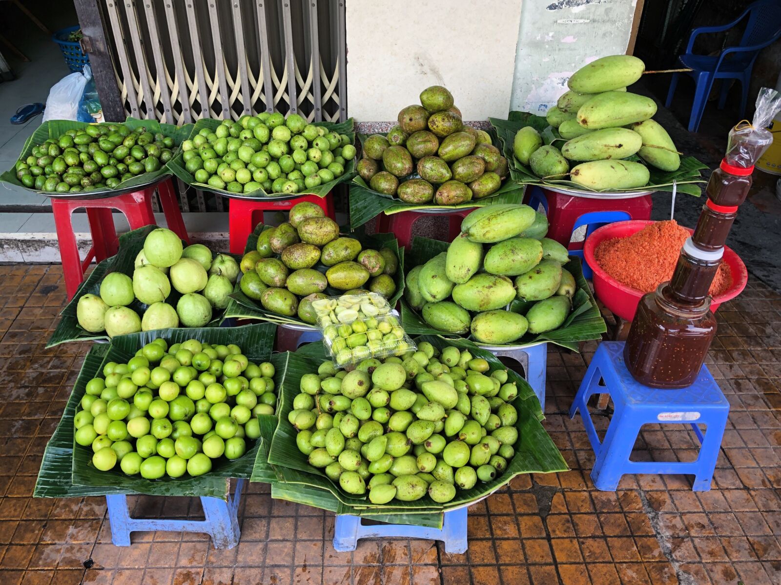 iPhone X back dual camera 4mm f/1.8 sample photo. Green, fruit, mango photography