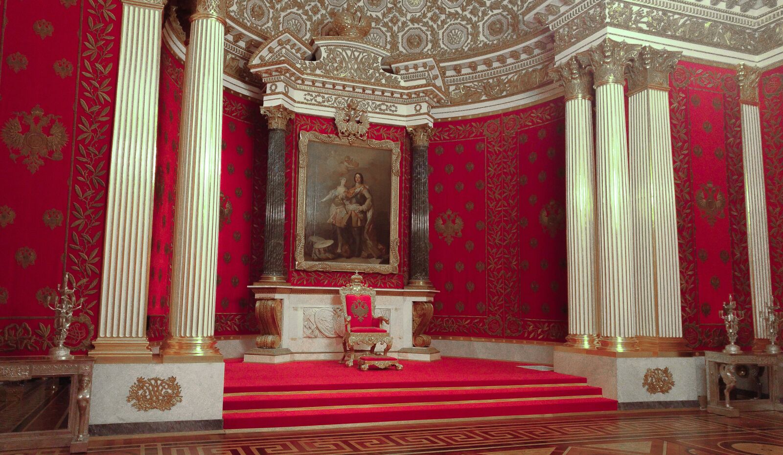 LG G4 sample photo. Russia, palace, throne photography