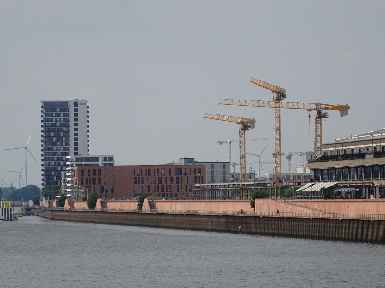 Sony DSC-HX60 sample photo. River, tower, cranes photography