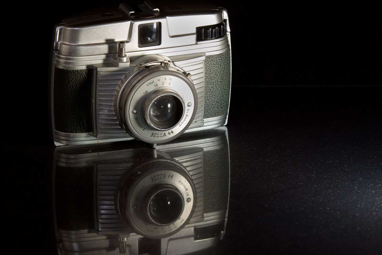 Canon EOS 50D sample photo. Camera, retro, antique photography