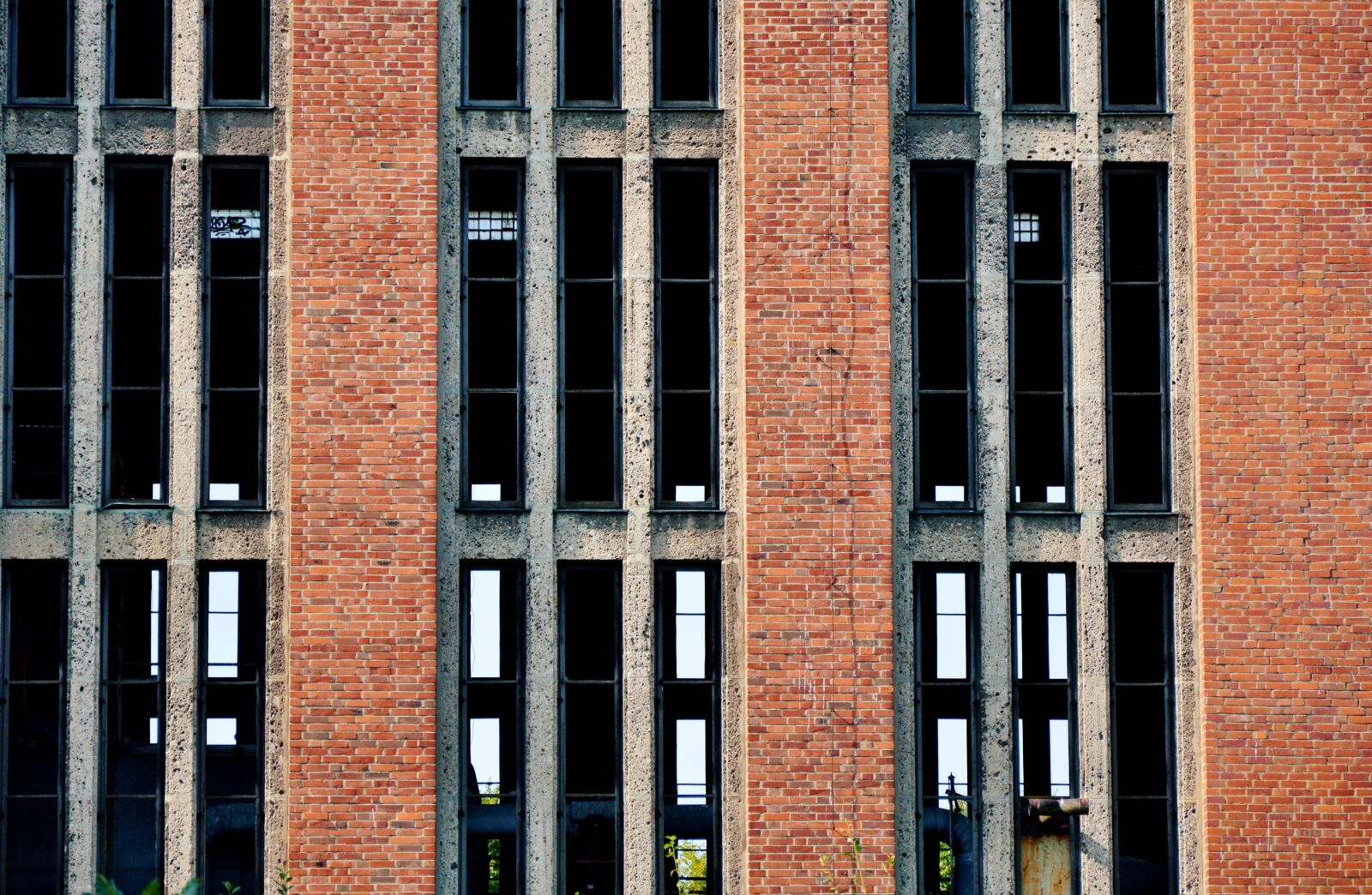 Nikon D3200 sample photo. Factory, factory building, industry photography