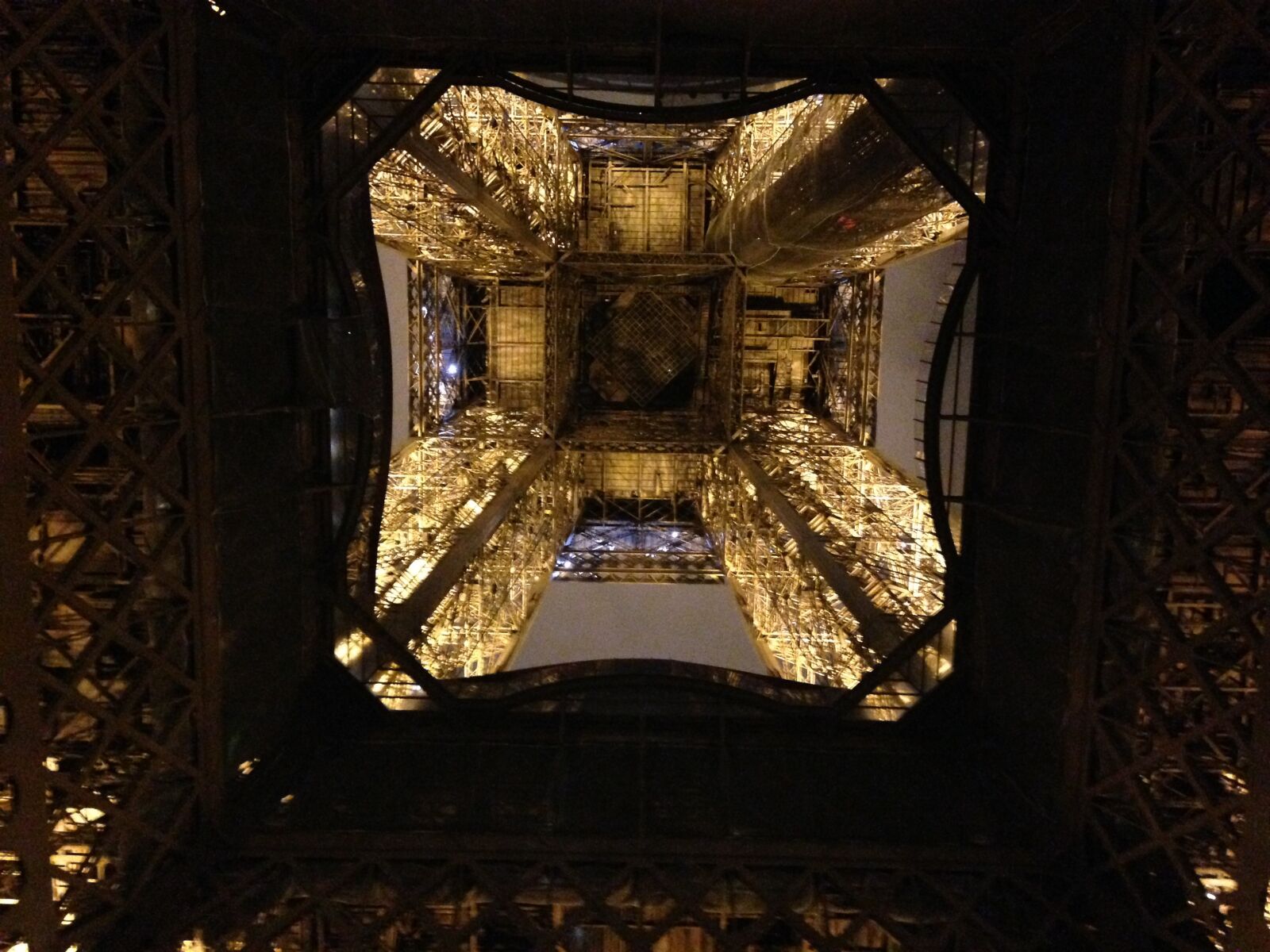 iPhone 5 back camera 4.12mm f/2.4 sample photo. Eiffel tower, paris, tower photography