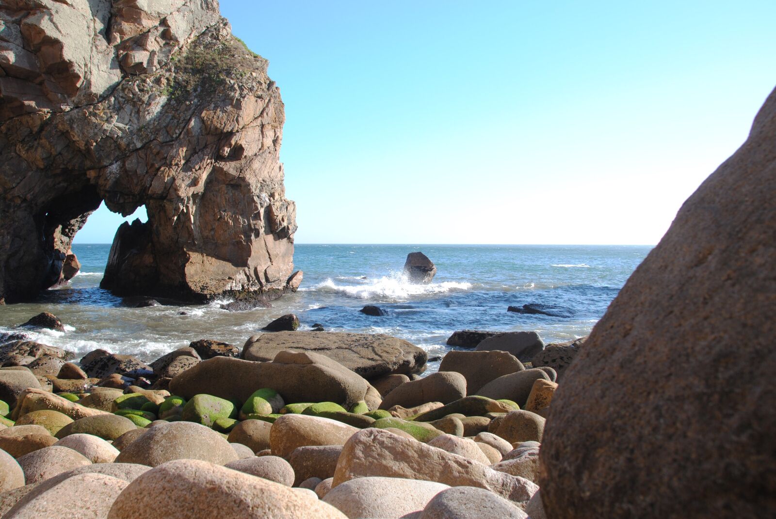 Nikon D3000 sample photo. Cabo de rocca, rock photography