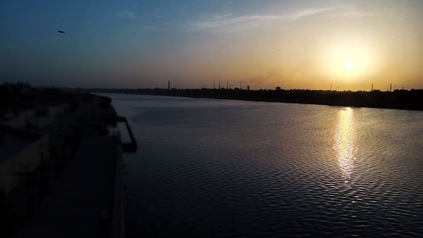 Lenovo VIBE X3 LITE sample photo. Body, of, water, during photography