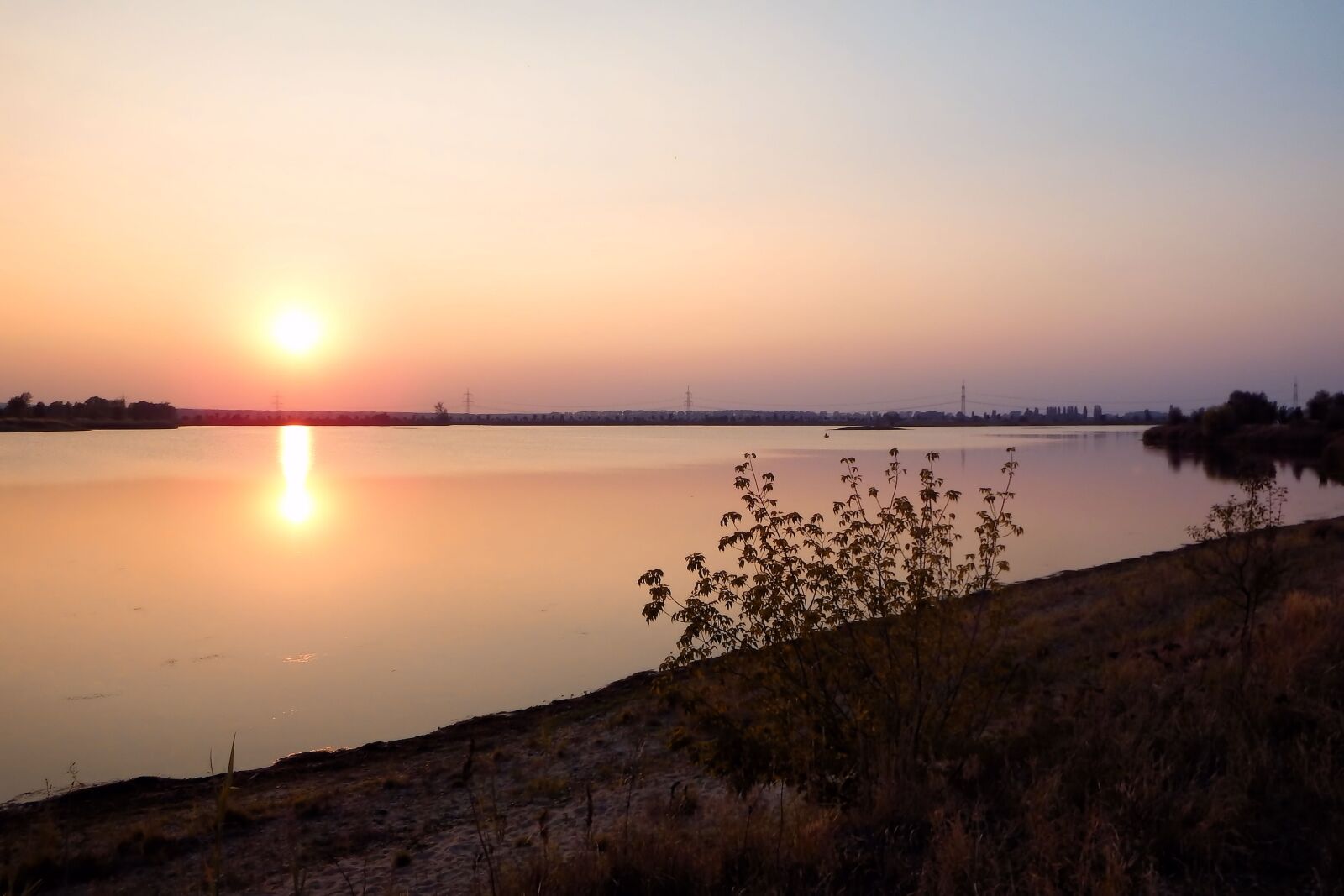 Fujifilm FinePix SL1000 sample photo. Sunset, landscape, lake photography