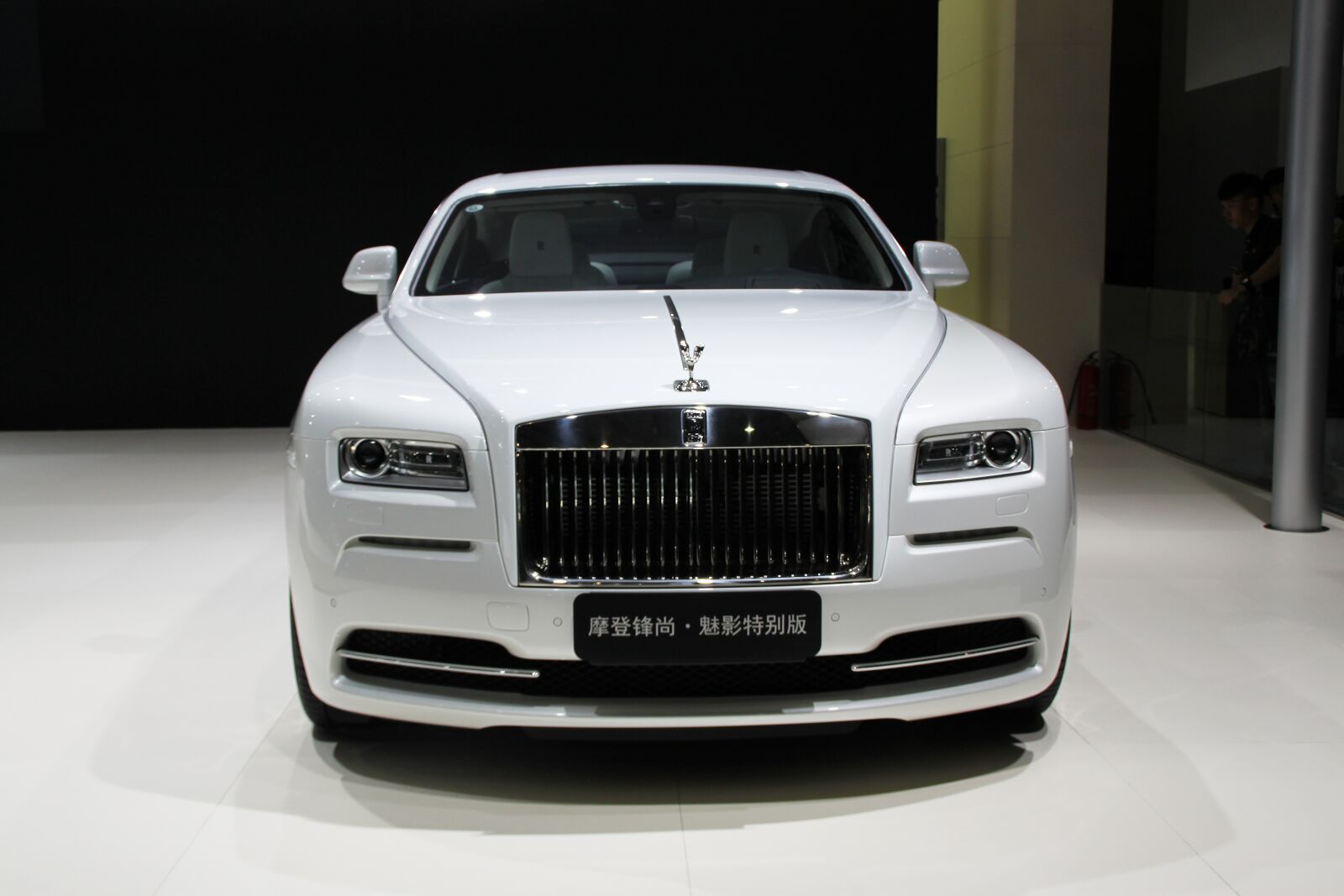 Canon EOS 500D (EOS Rebel T1i / EOS Kiss X3) sample photo. Rolls-royce, luxury car, auto photography
