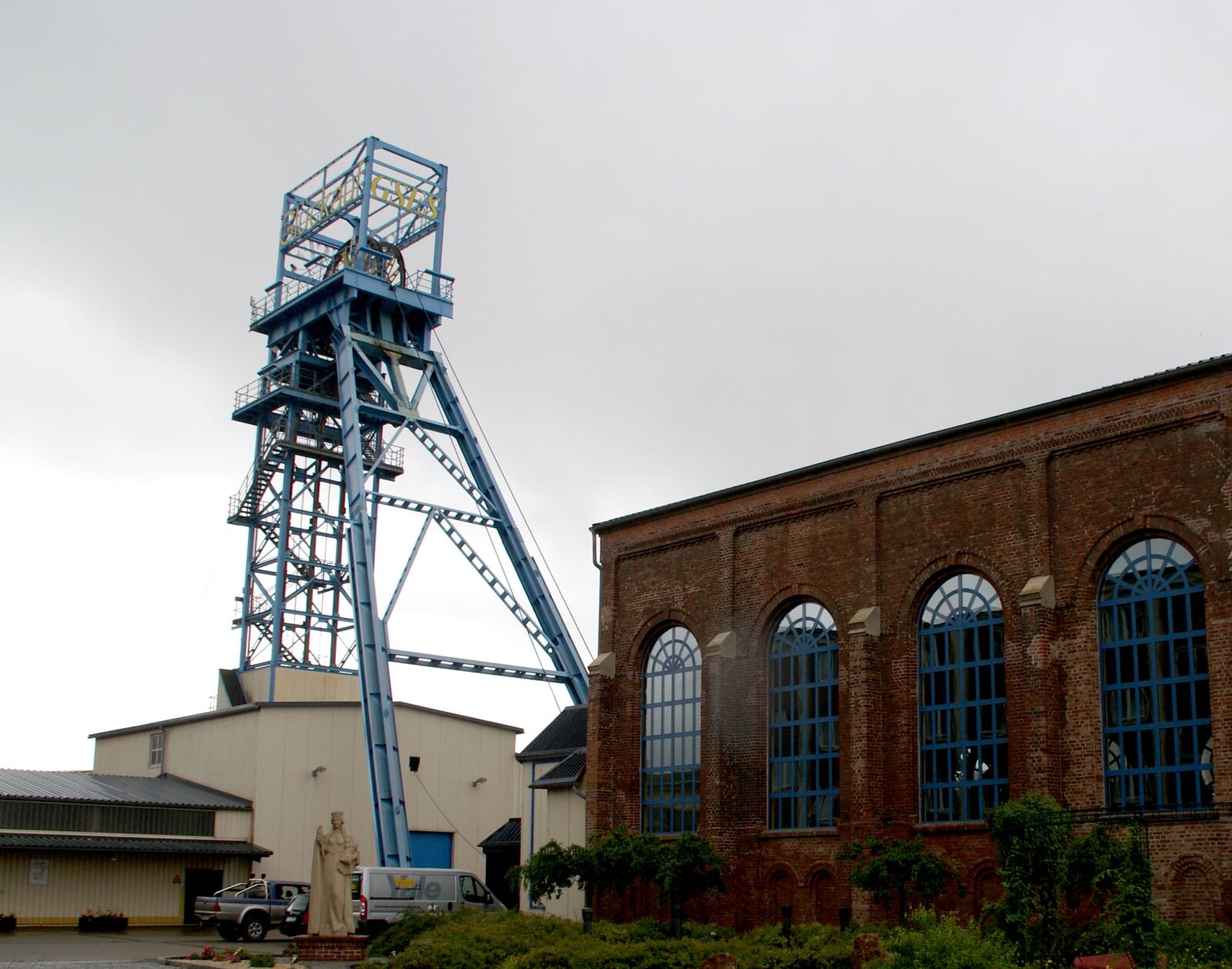 Sony Alpha DSLR-A330 sample photo. Headframe, sondershausen, mine photography