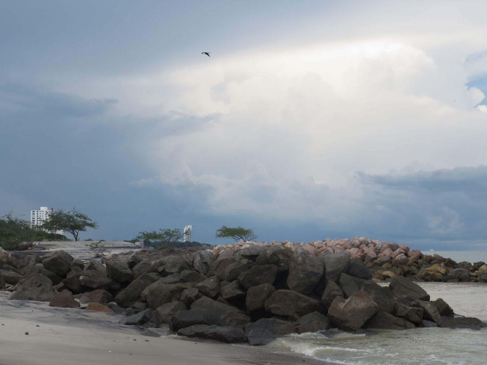 Canon PowerShot SX700 HS sample photo. Clouds, tropical, beach photography