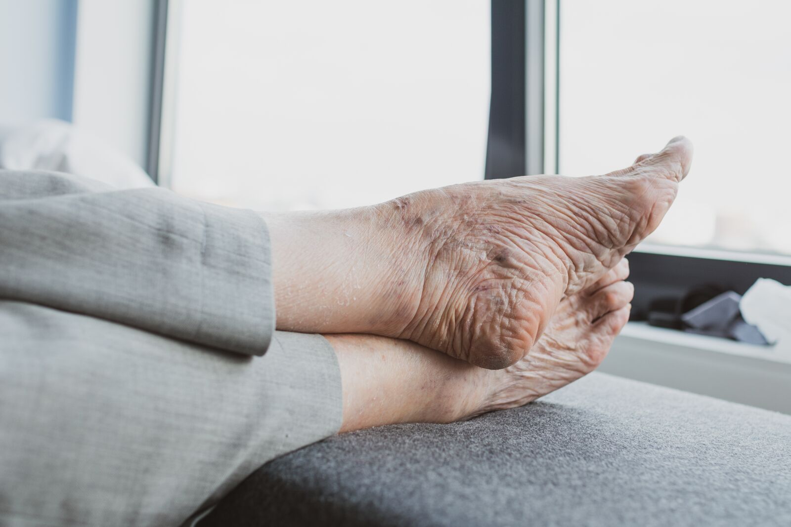 Nikon D5200 sample photo. Feet, old, old age photography