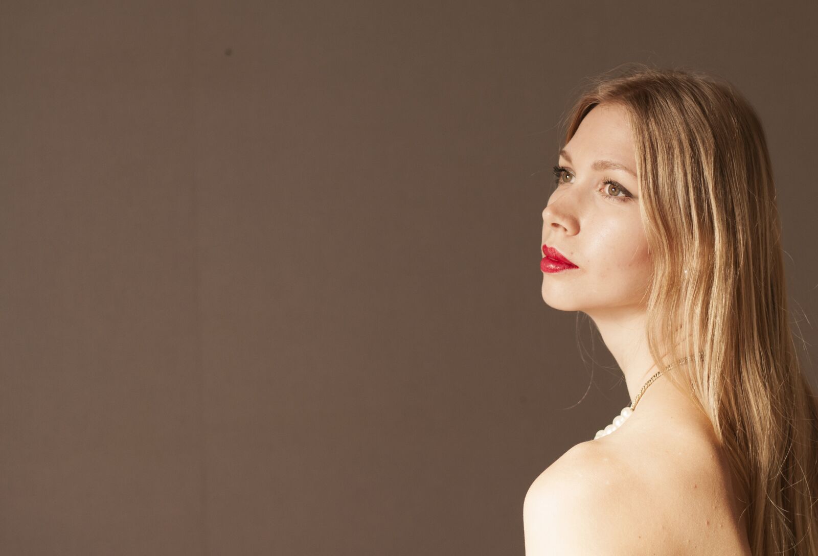 Nikon D5000 sample photo. Woman, portrait, people photography