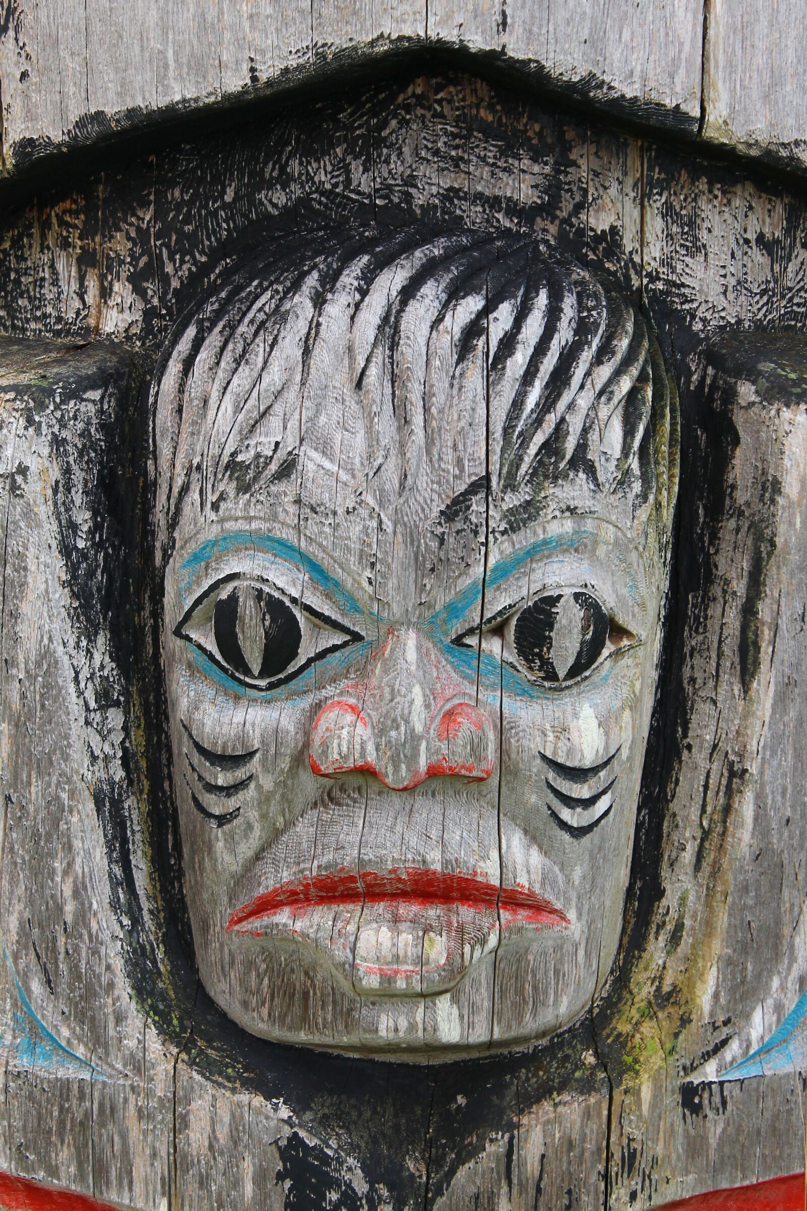 Canon EOS 1100D (EOS Rebel T3 / EOS Kiss X50) sample photo. Totem pole, haida, face photography