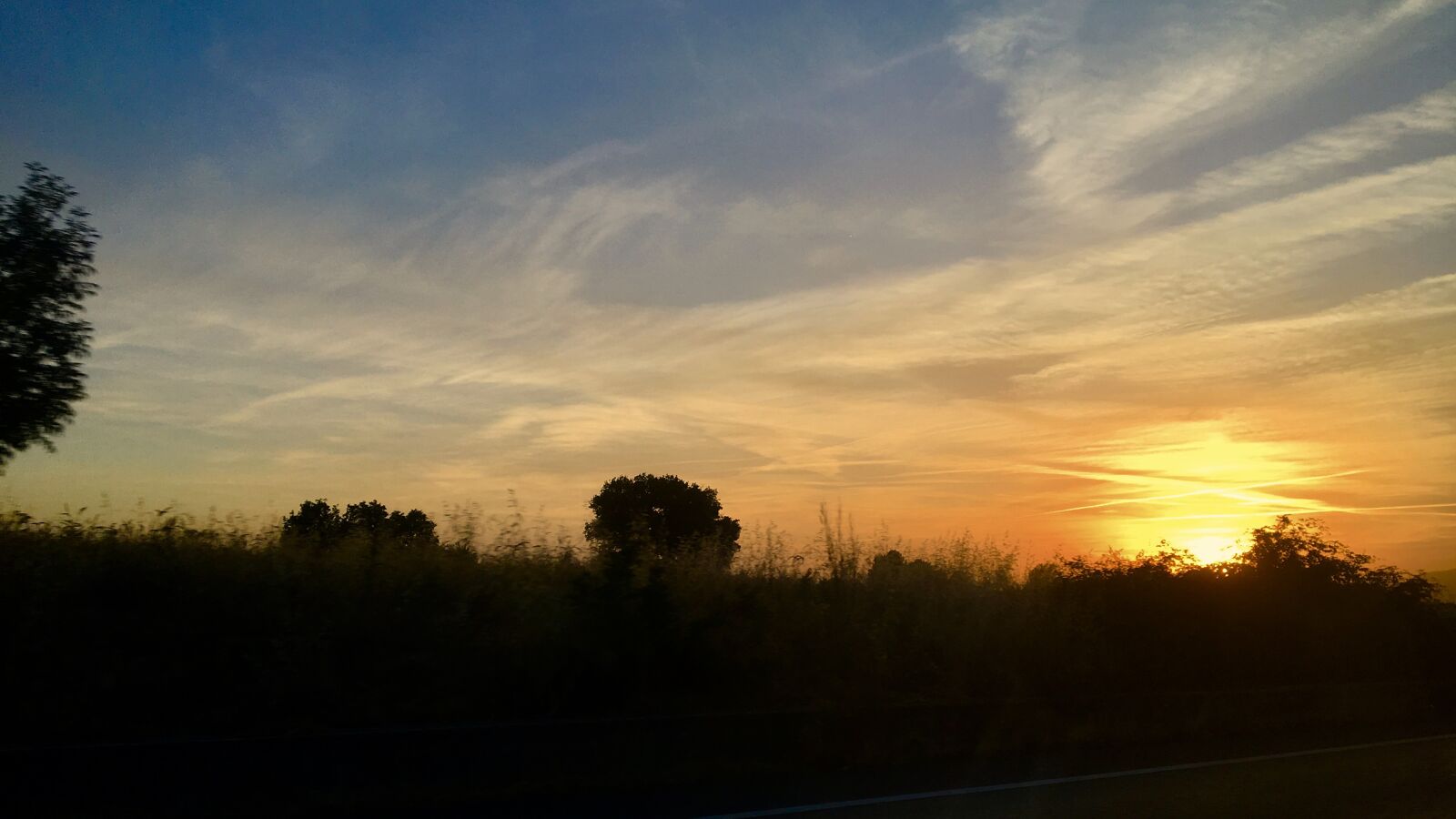 Apple iPhone 6s sample photo. Sky, golden hour, beautiful photography
