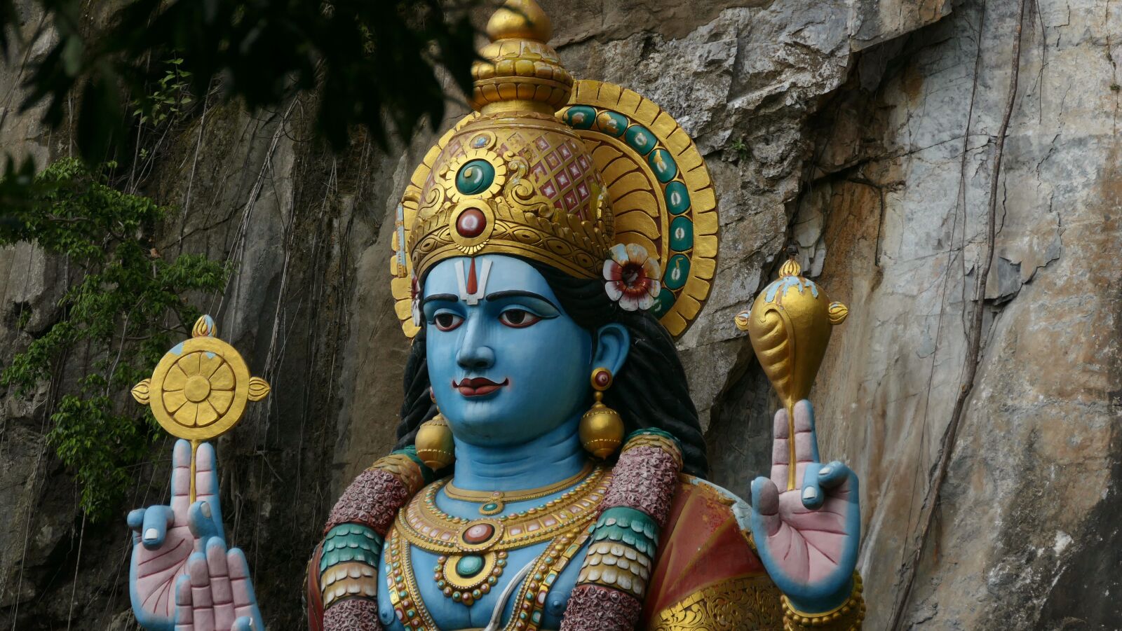 Panasonic Lumix DMC-FZ1000 sample photo. Batu caves, temple, hinduism photography