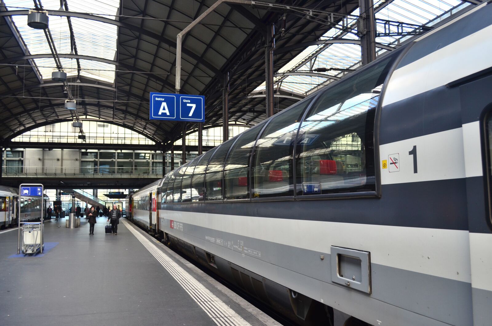 Nikon D5100 sample photo. Station, transportation system, train photography