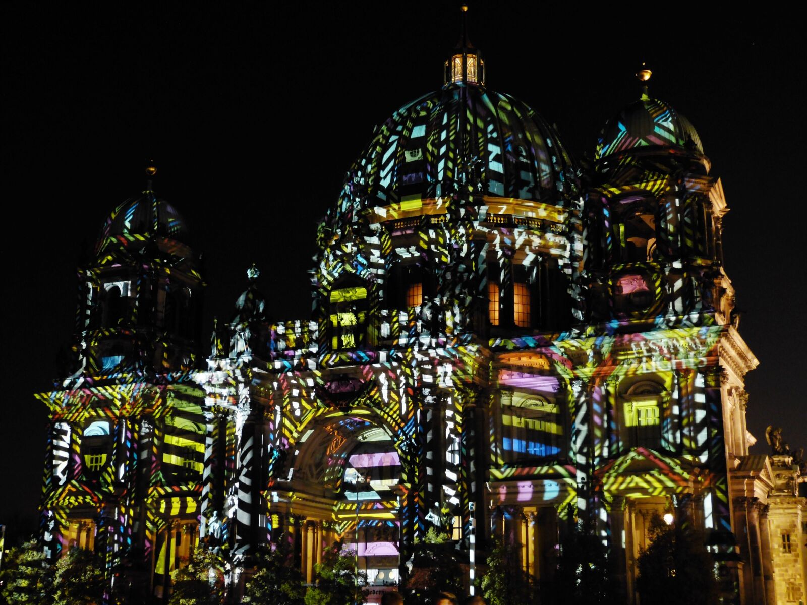 Panasonic Lumix DMC-FZ150 sample photo. Berlin, dom, landmark photography
