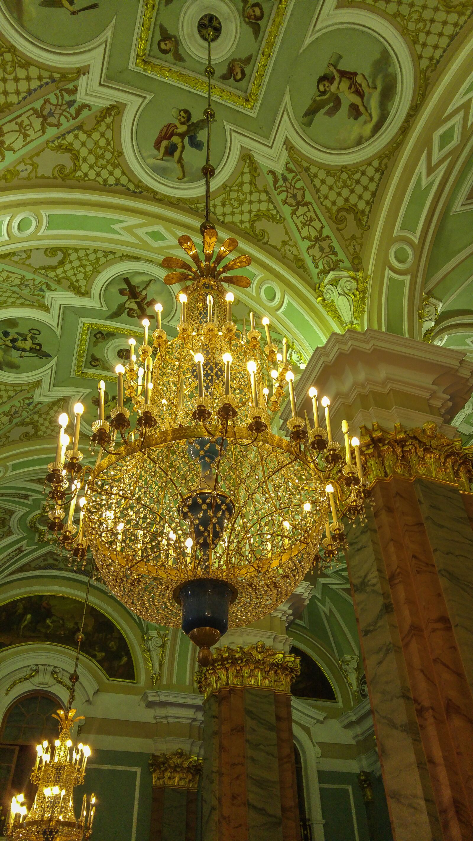 LG G4 sample photo. Saint petersbourg, cathedral, chandelier photography