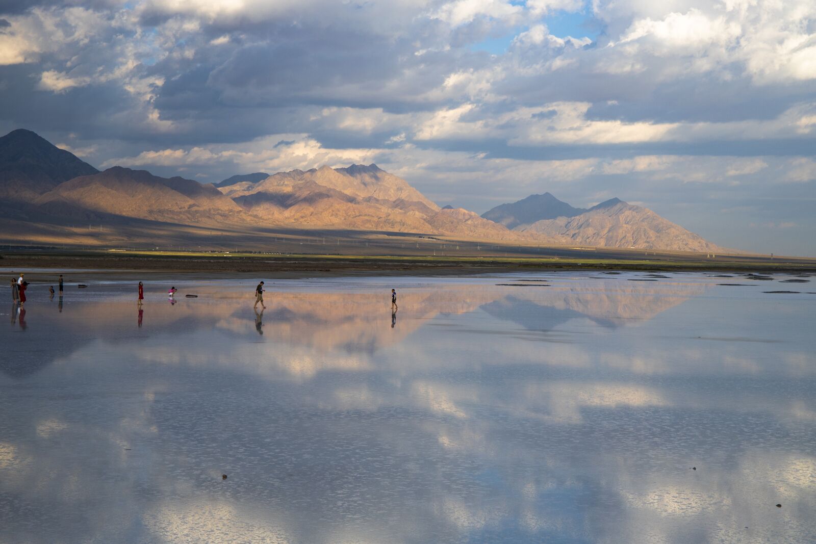 Canon EOS 6D Mark II sample photo. Mountain, lake, sunset photography